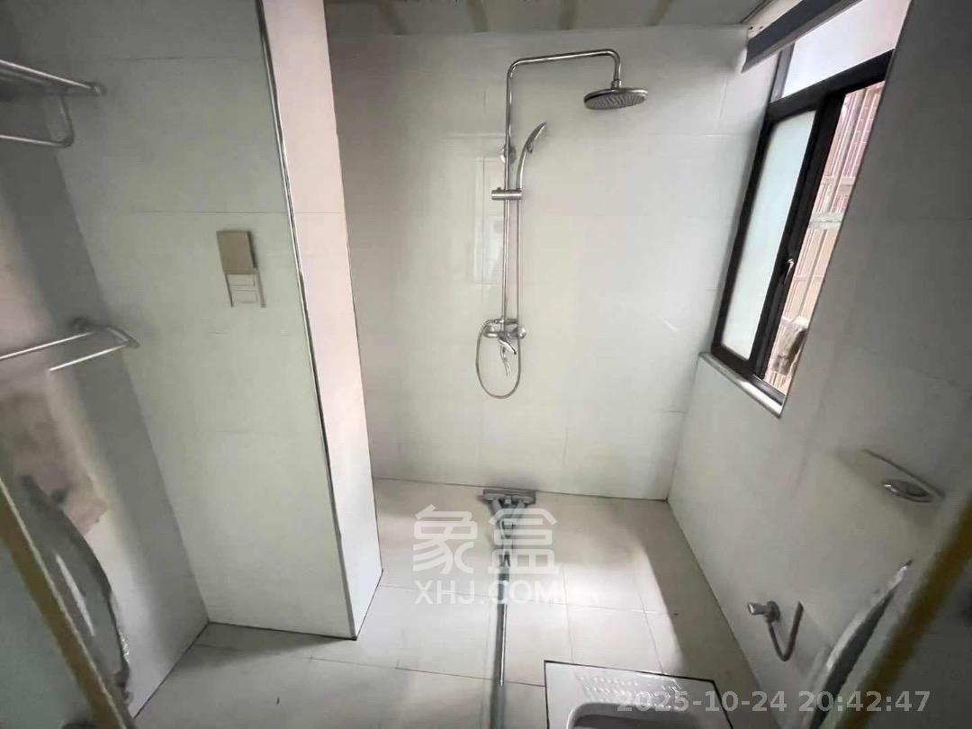 公园9号  3室2厅1卫    3800.0元/月 公园9号  3室2厅1卫    3800.0元/月室内图