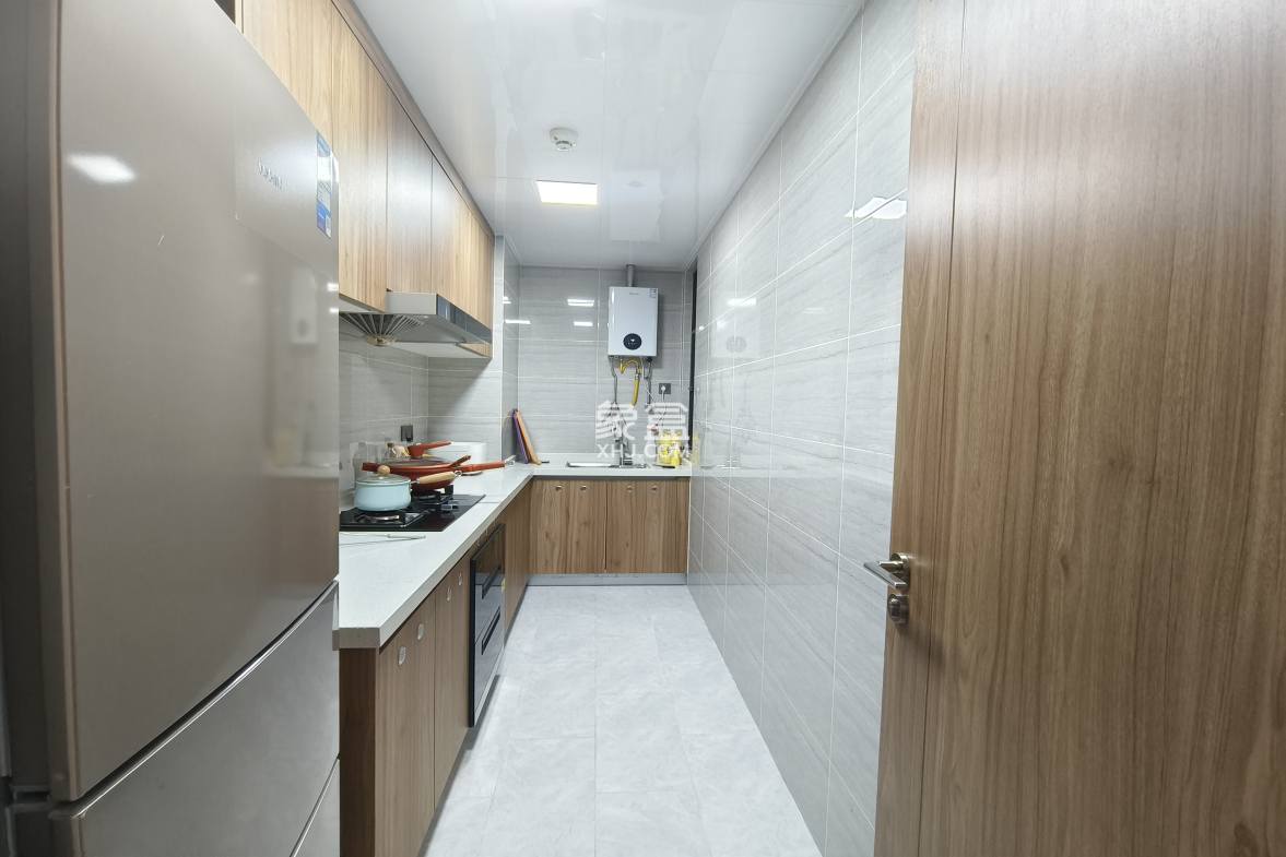 海航豪庭南苑  2室2厅2卫    4000.0元/月 海航豪庭南苑  2室2厅2卫    4000.0元/月室内图