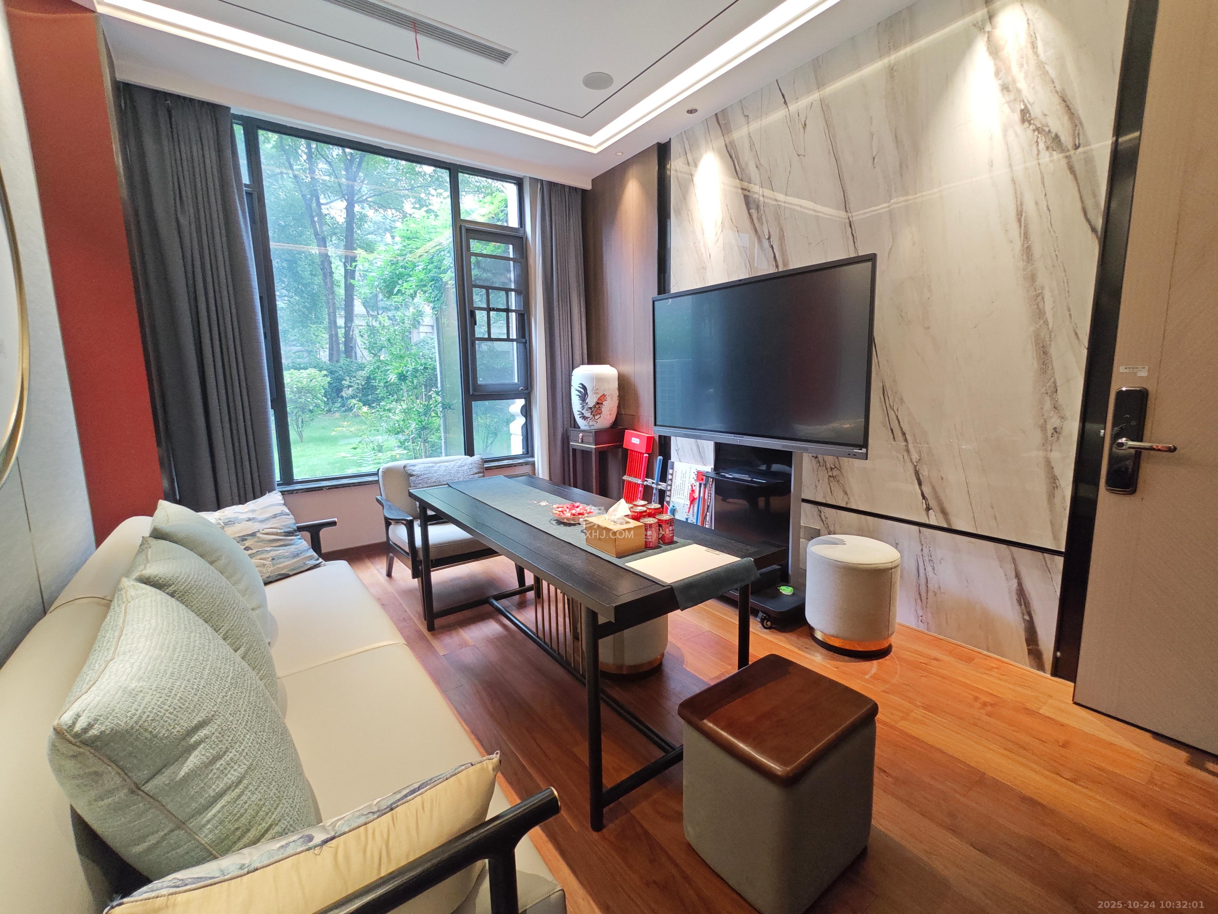 明昇壹城（明昇时代广场）一期  4室3厅1卫    8000.0元/月室内图