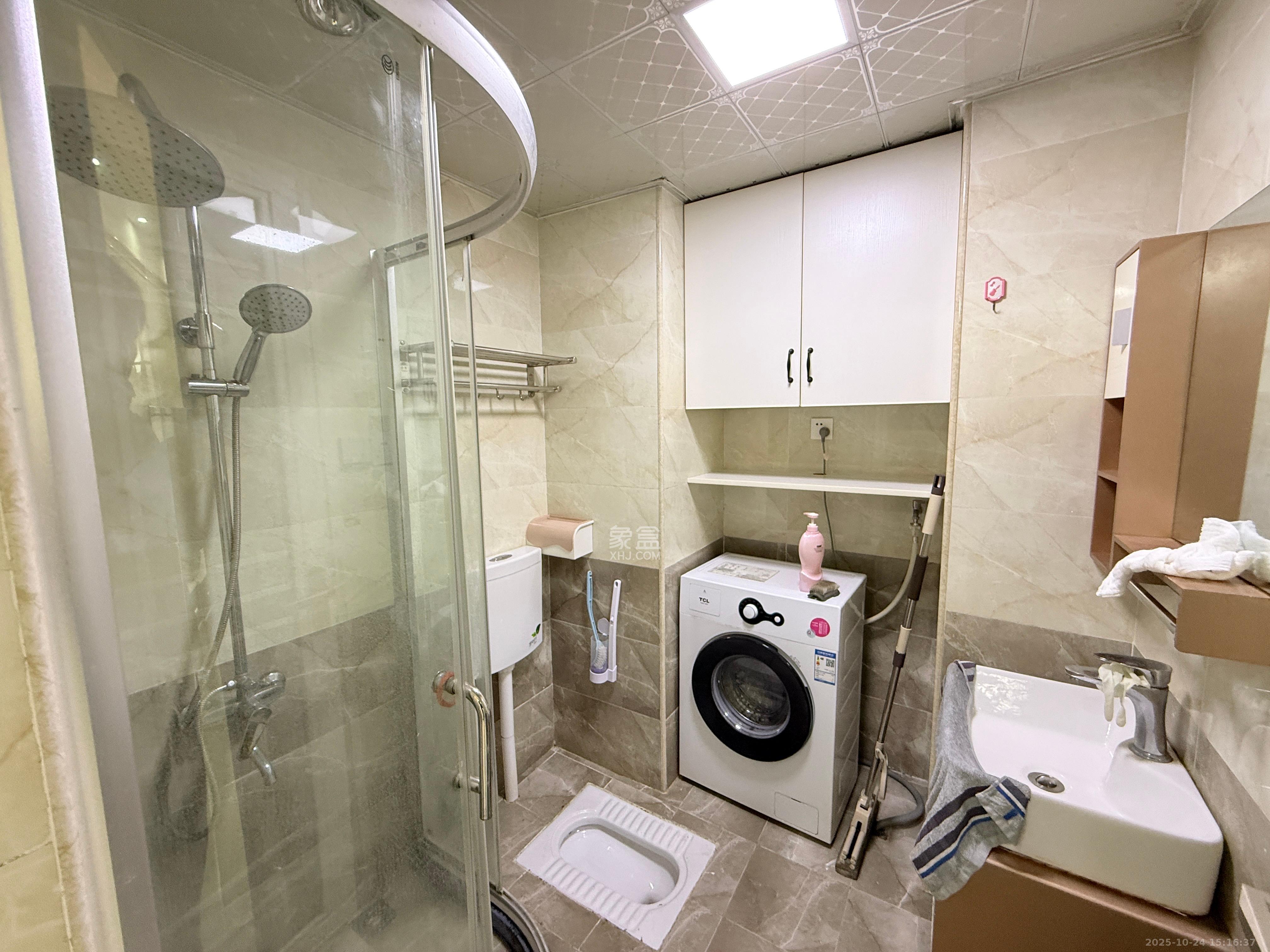 半山公馆（半山国际中心）  1室1厅1卫    2200.0元/月室内图