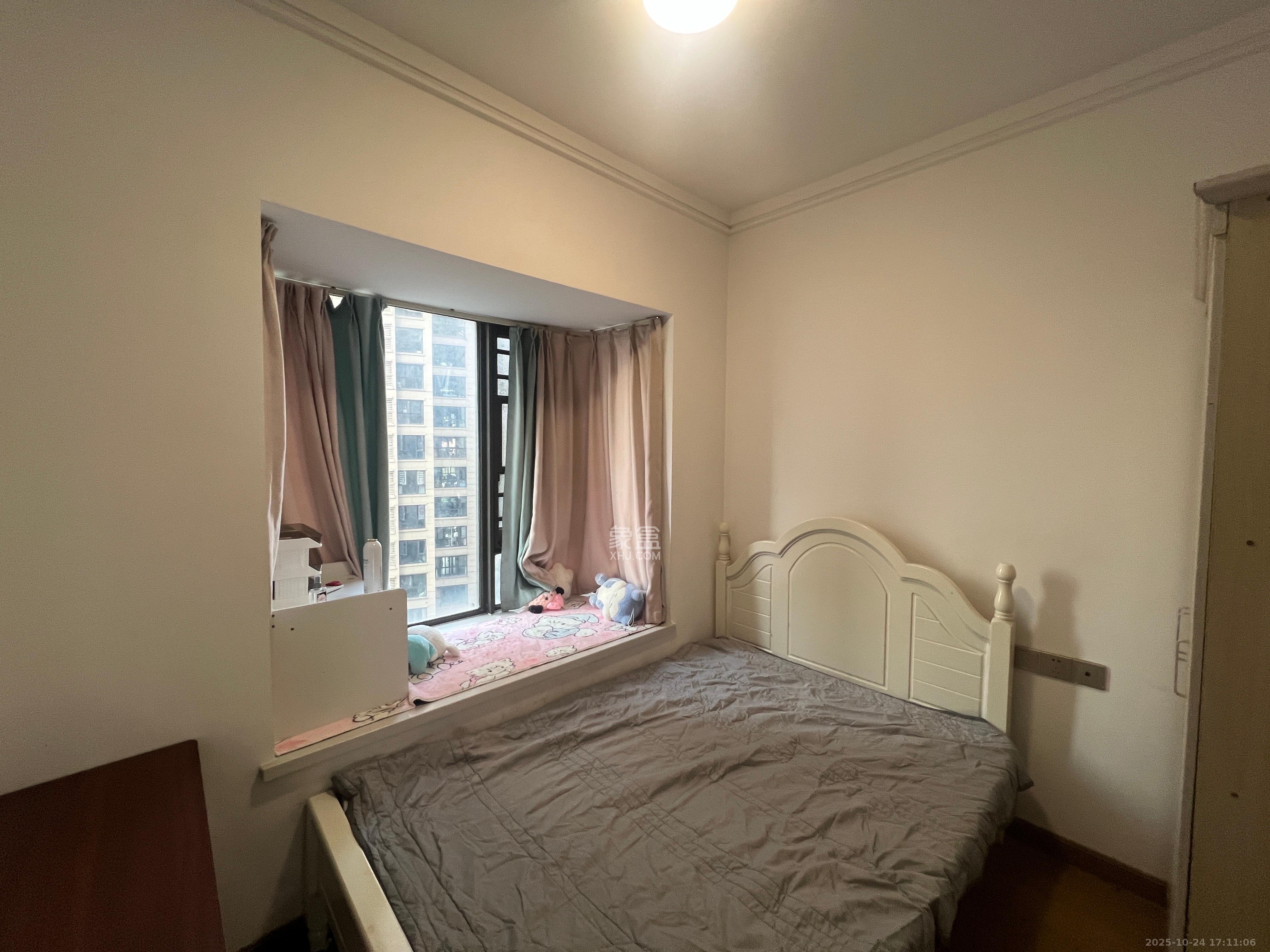 阳光城尚东湾青柠园  3室2厅2卫    2600.0元/月 阳光城尚东湾青柠园  3室2厅2卫    2600.0元/月室内图