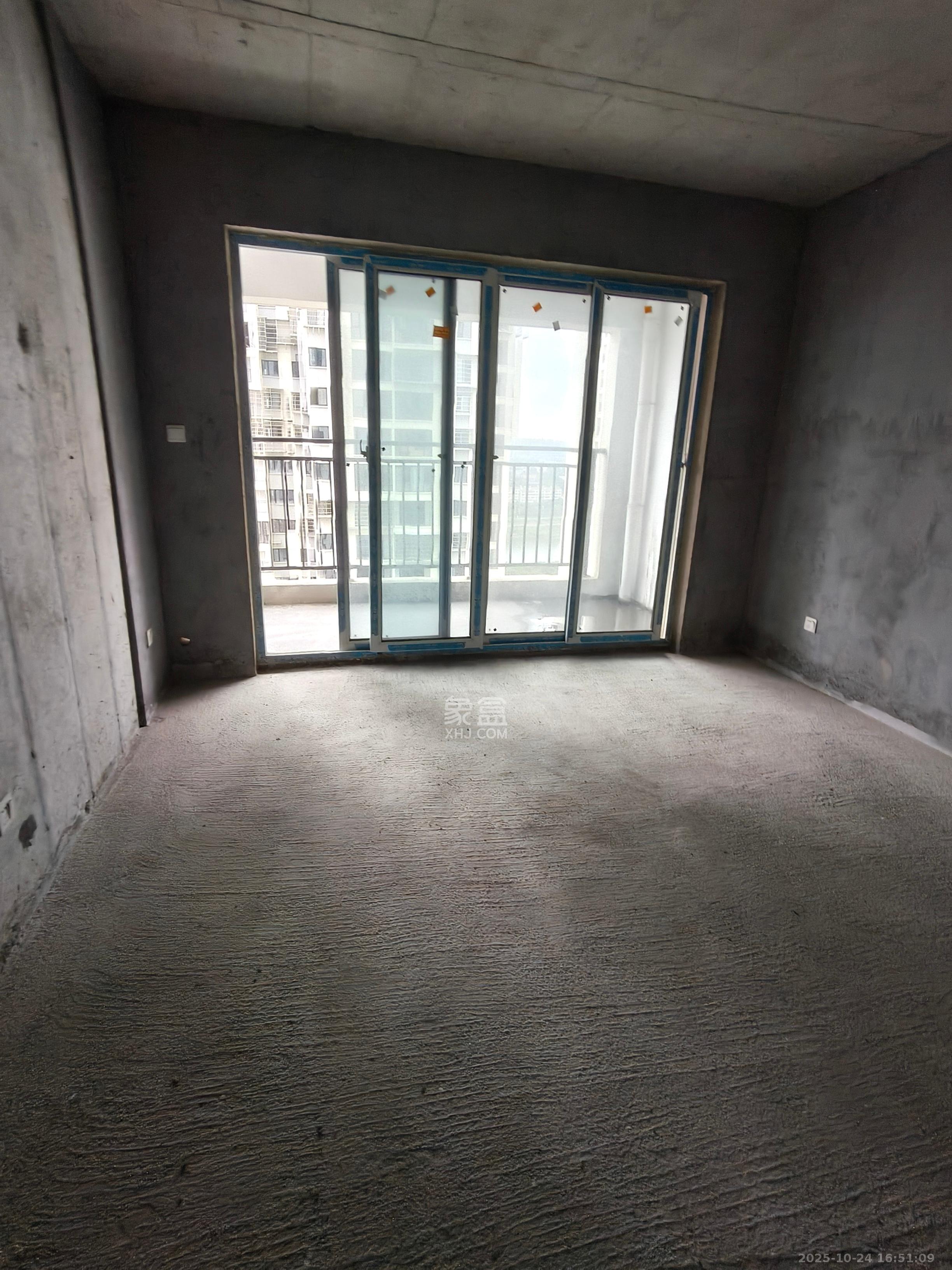 和景家园二期  3室2厅2卫    1100.0元/月 和景家园二期  3室2厅2卫    1100.0元/月