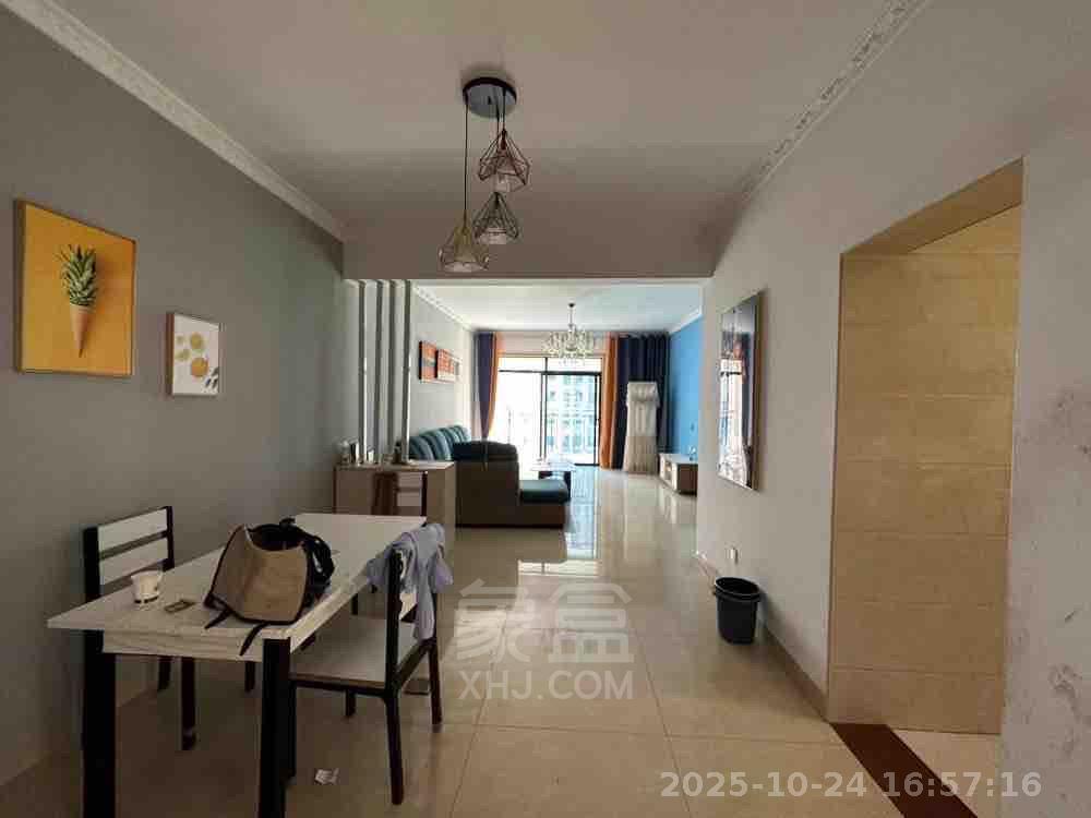 龙腾国际  1室1厅1卫    1400.0元/月室内图