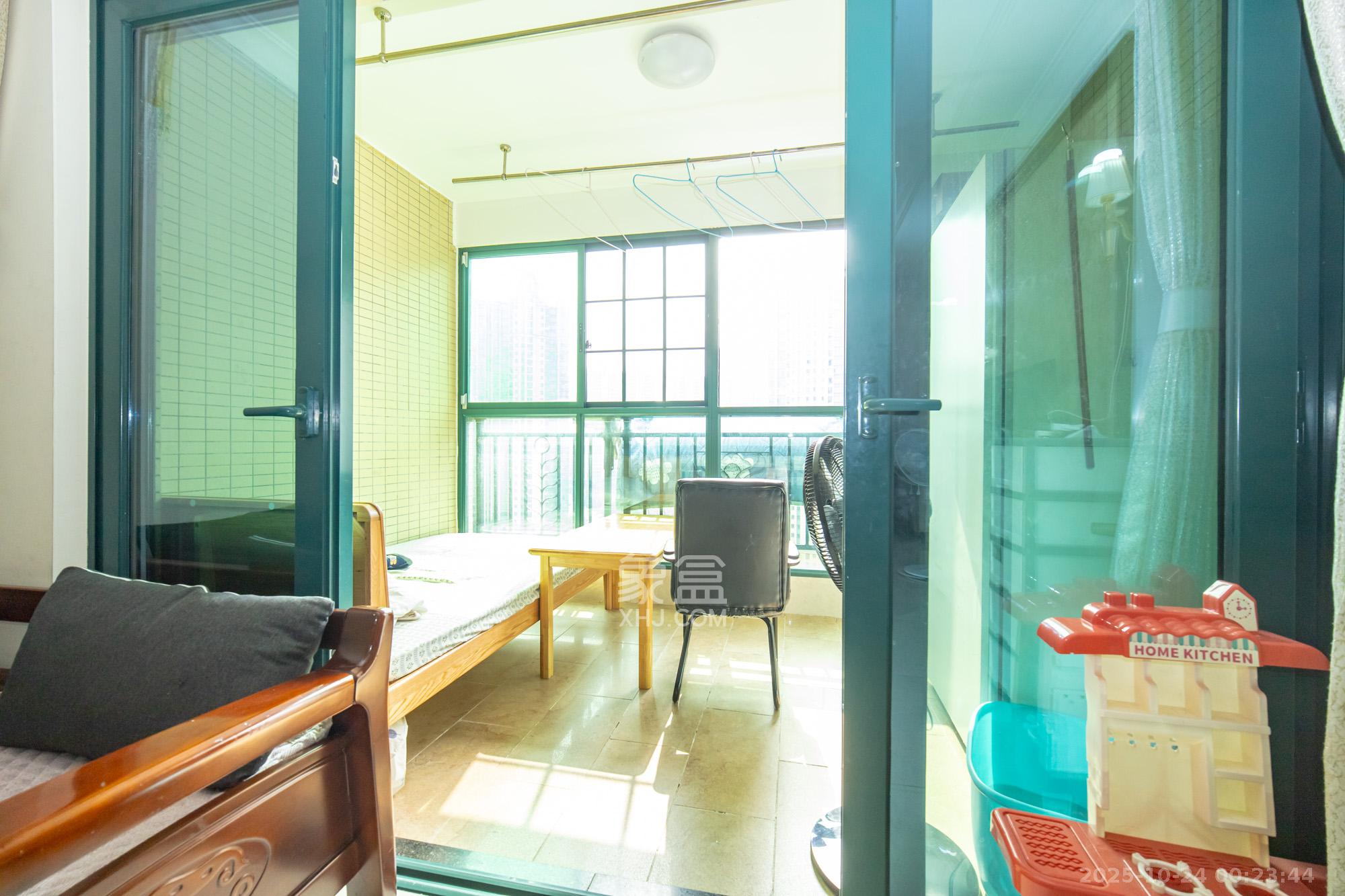 恒大雅苑  2室2厅1卫    75.0万 恒大雅苑  2室2厅1卫    75.0万阳台