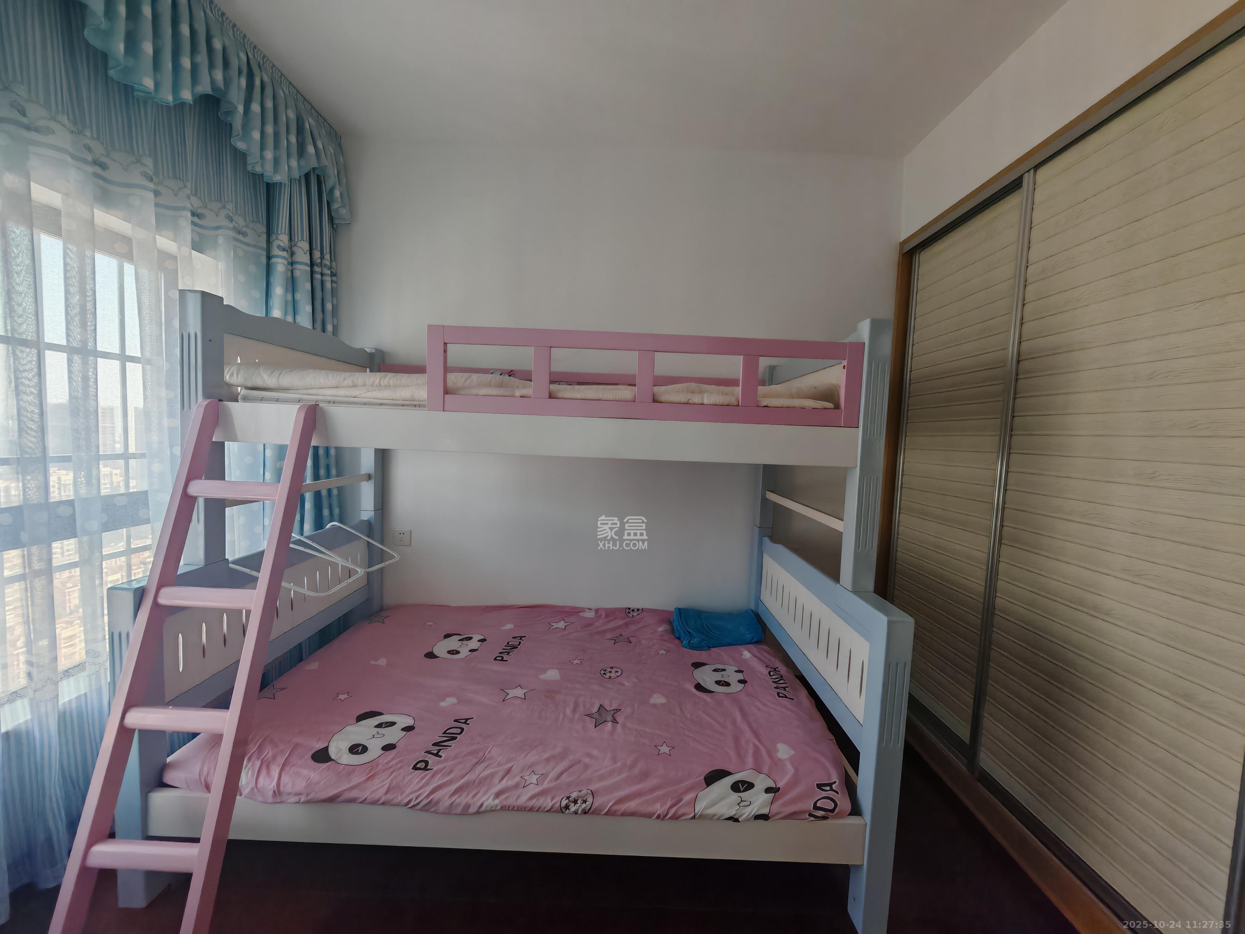 花样年华 4室2厅1卫 2100.0元/月 花样年华 4室2厅1卫 2100.0元/月室内图