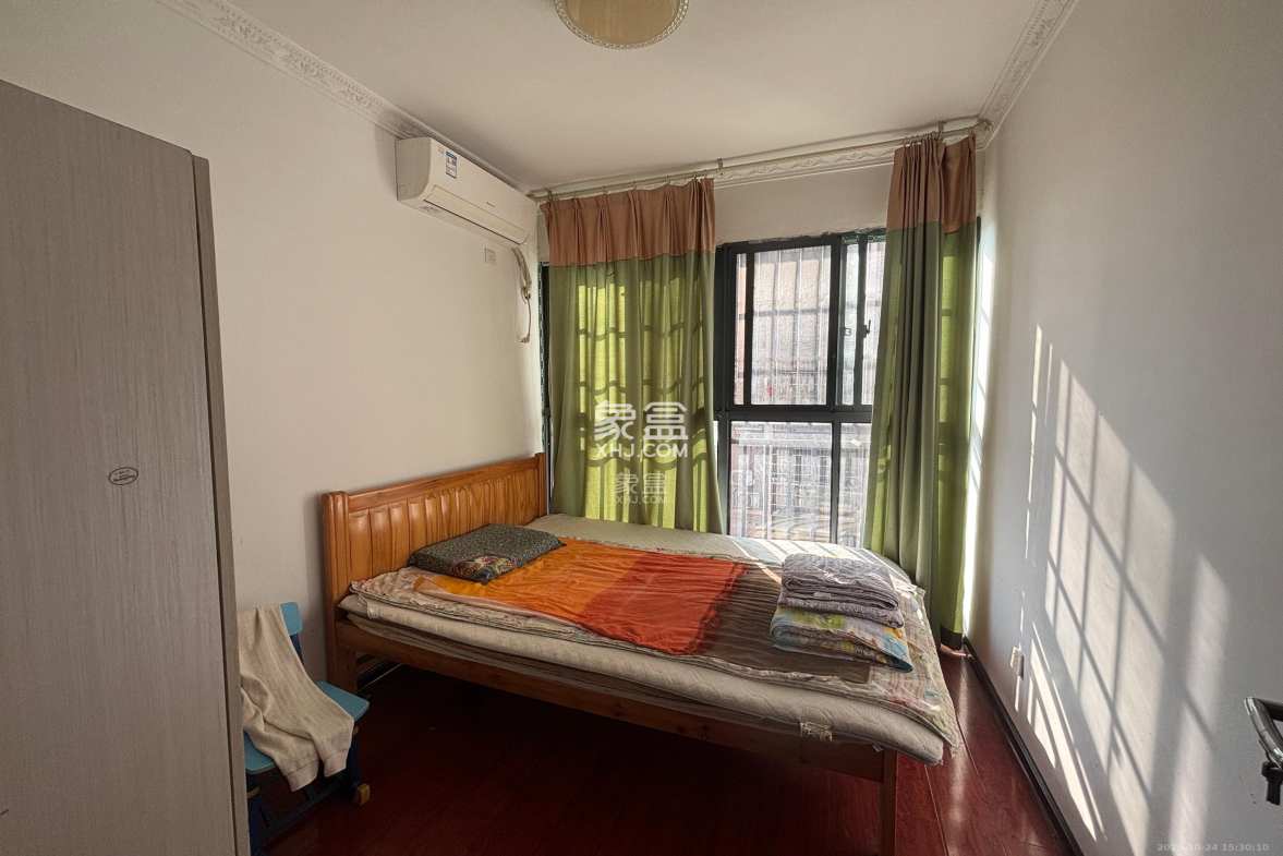 潇湘名城(新里程潇湘名城) 3室2厅1卫 2600.0元/月 潇湘名城(新里程潇湘名城) 3室2厅1卫 2600.0元/月室内图