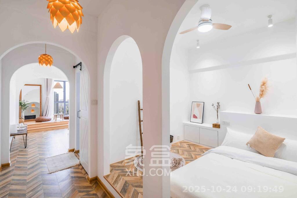 上城金都  1室1厅1卫    2100.0元/月室内图