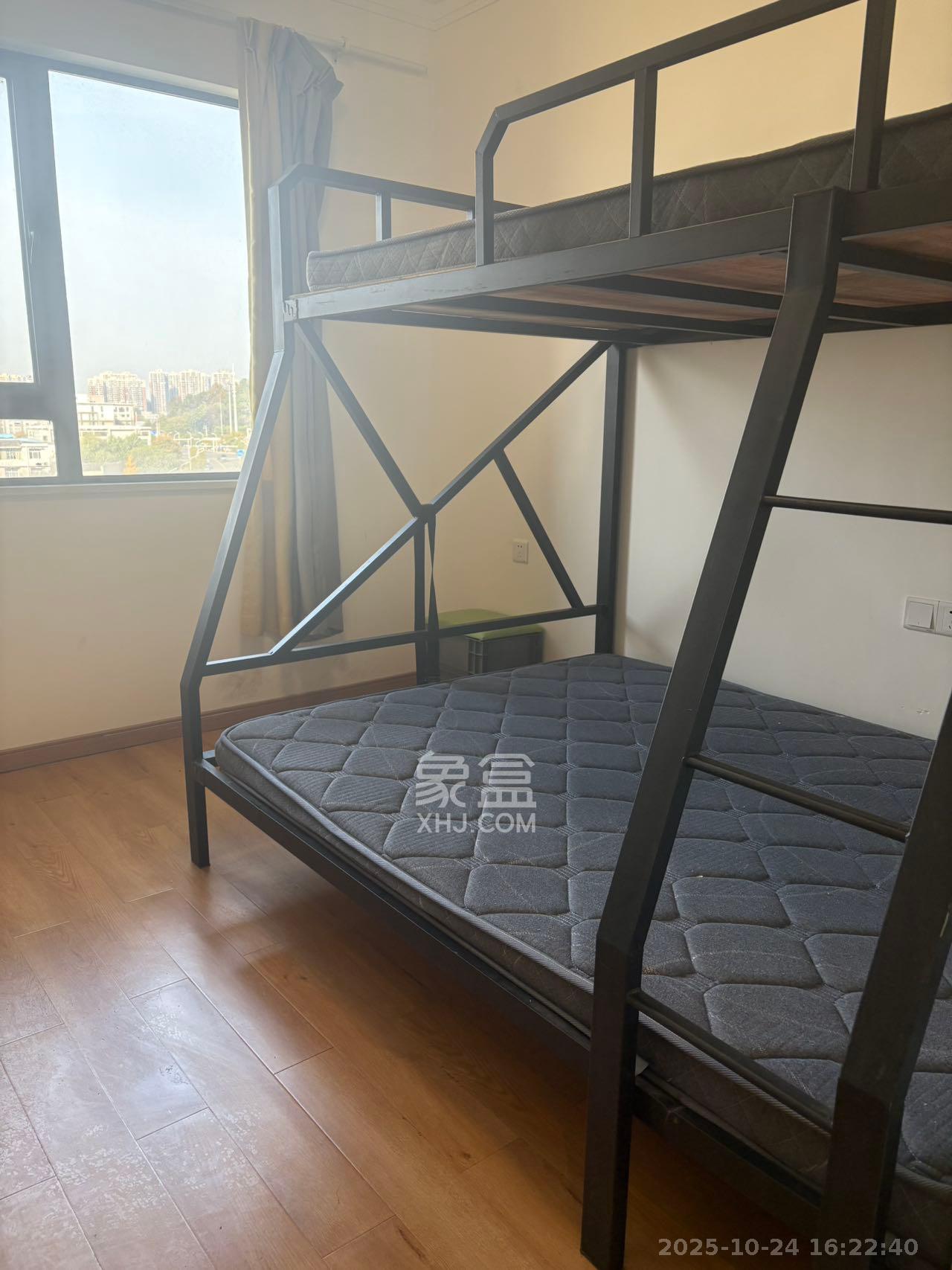 中建璟和城  4室2厅2卫    2800.0元/月室内图