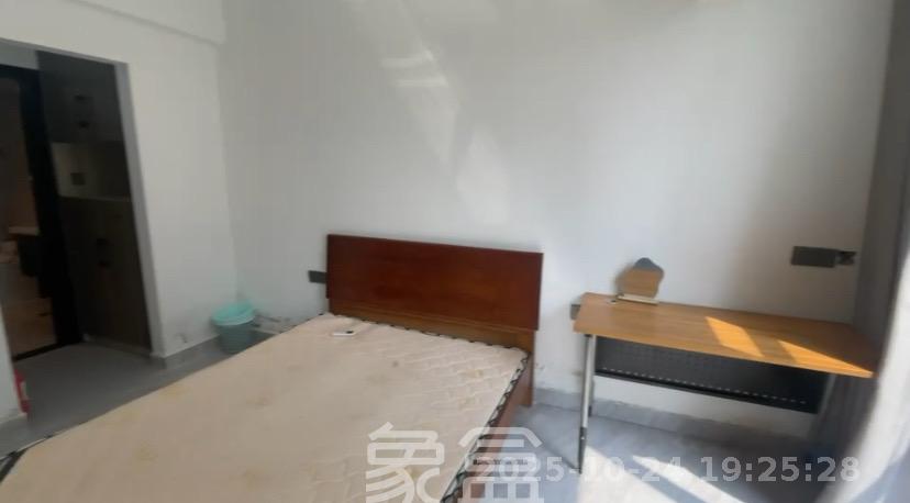 怡海星城  5室2厅2卫    2300.0元/月 怡海星城  5室2厅2卫    2300.0元/月室内图