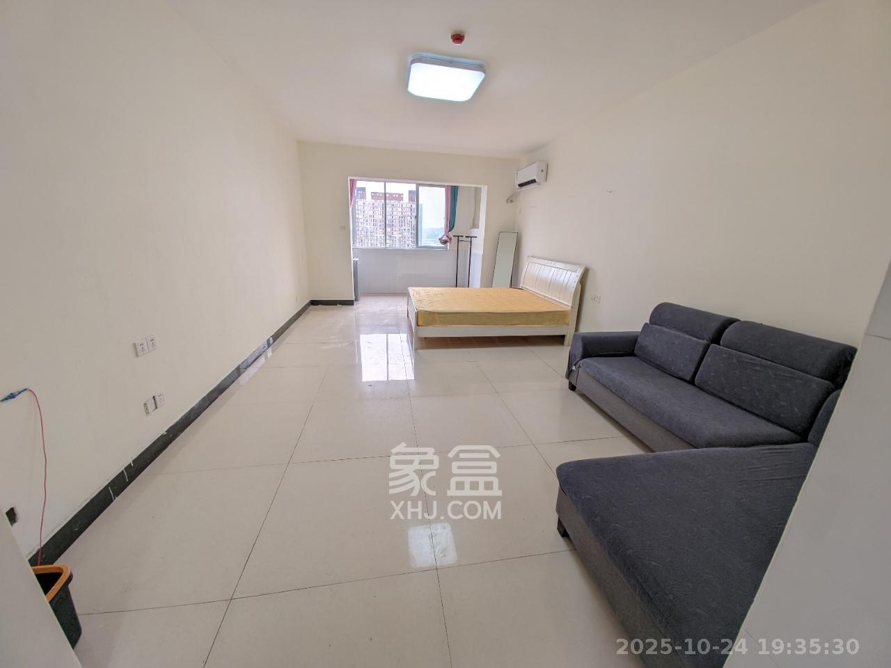 上河国际F座  1室0厅1卫    1500.0元/月 上河国际F座  1室0厅1卫    1500.0元/月室内图