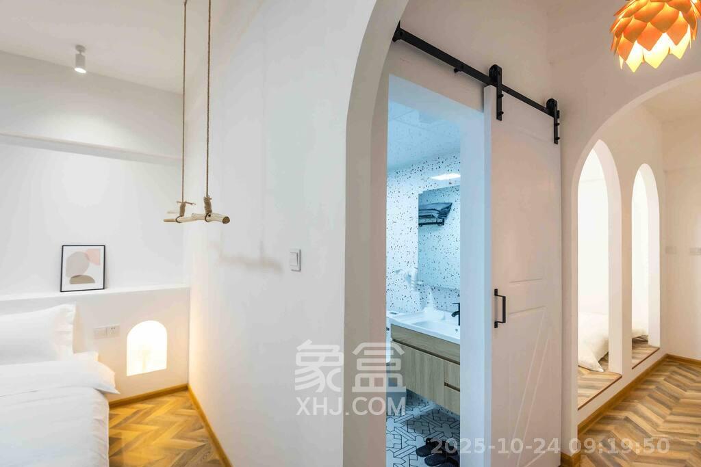 上城金都  1室1厅1卫    2100.0元/月室内图