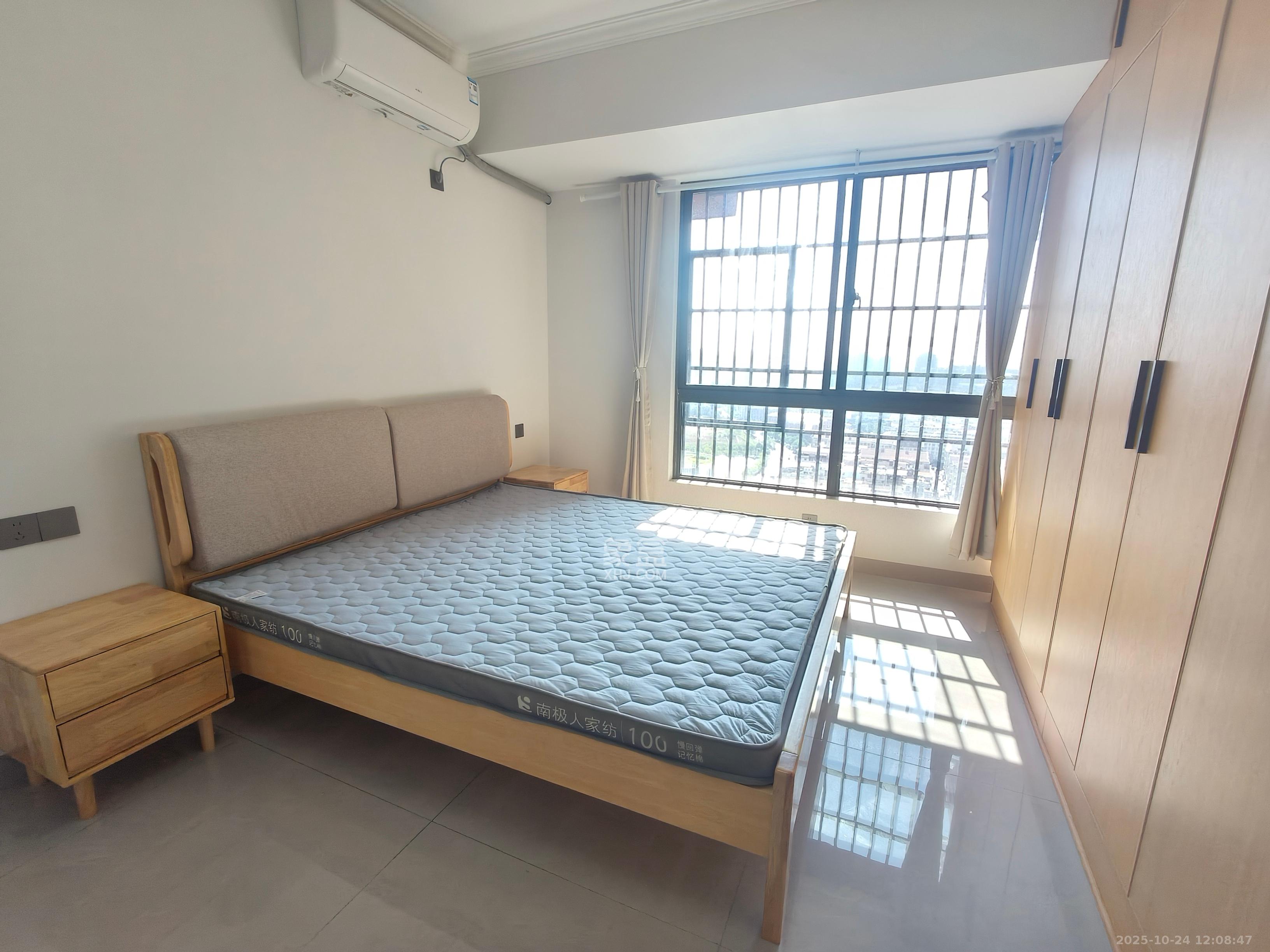 海德公园  4室2厅2卫    2400.0元/月 海德公园  4室2厅2卫    2400.0元/月室内图