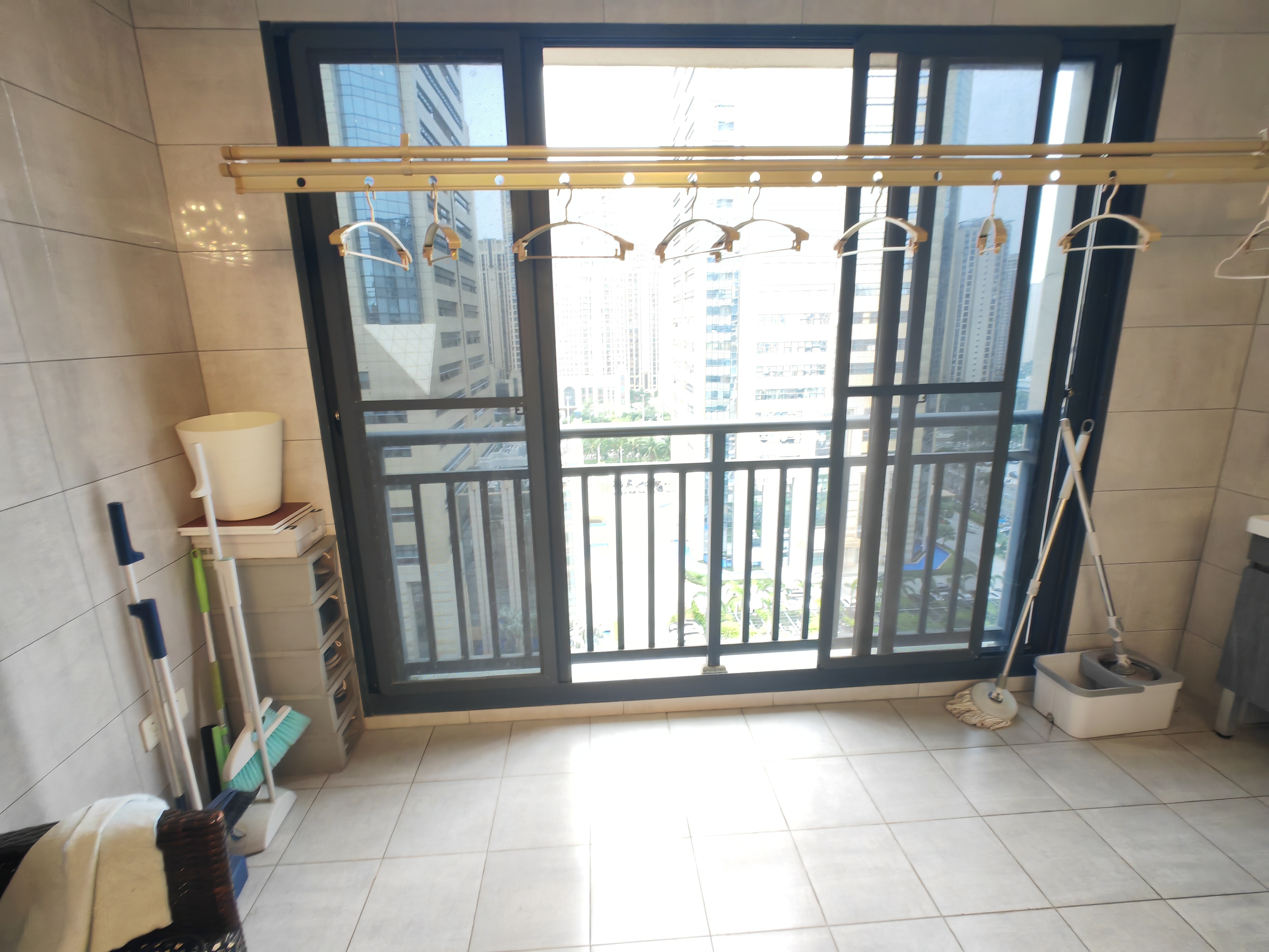 海航豪庭北苑  3室2厅2卫    6500.0元/月室内图