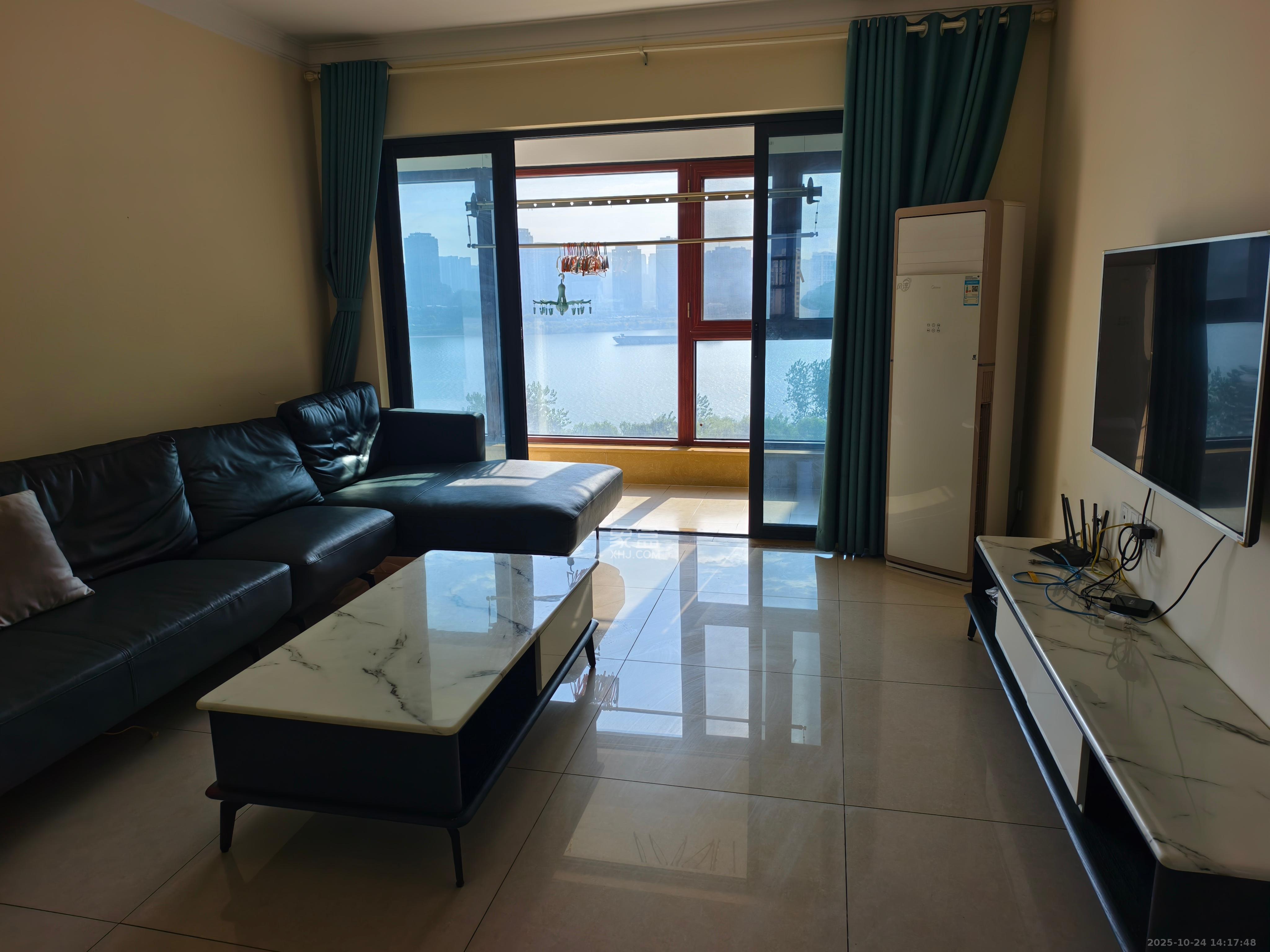 兰亭湾畔 4室2厅2卫 4000.0元/月 兰亭湾畔 4室2厅2卫 4000.0元/月室内图