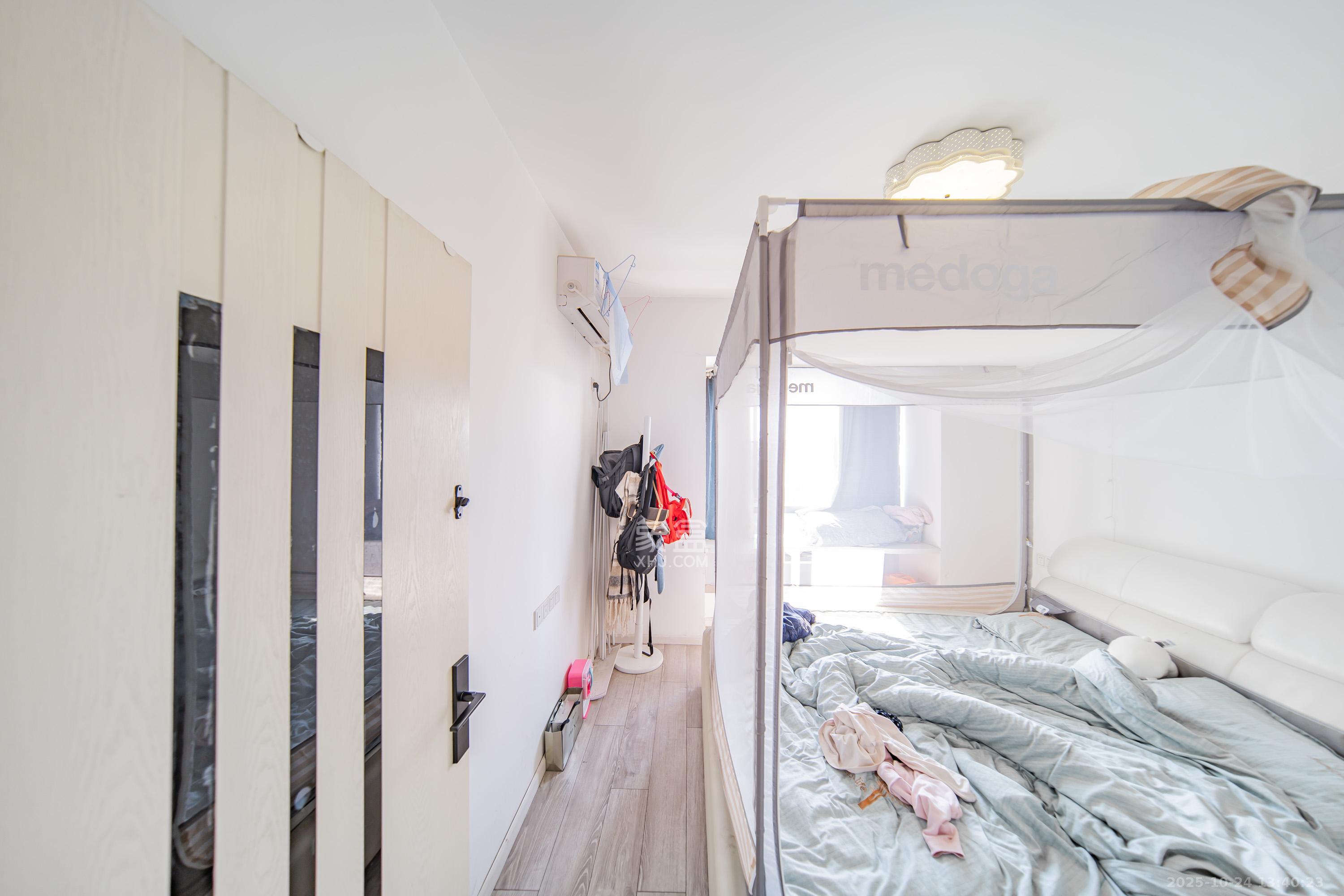 兰亭湾畔 3室2厅1卫 83.0万 兰亭湾畔 3室2厅1卫 83.0万卧室