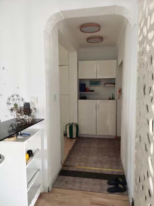 玉龙湾  2室2厅1卫    2200.0元/月 玉龙湾  2室2厅1卫    2200.0元/月室内图