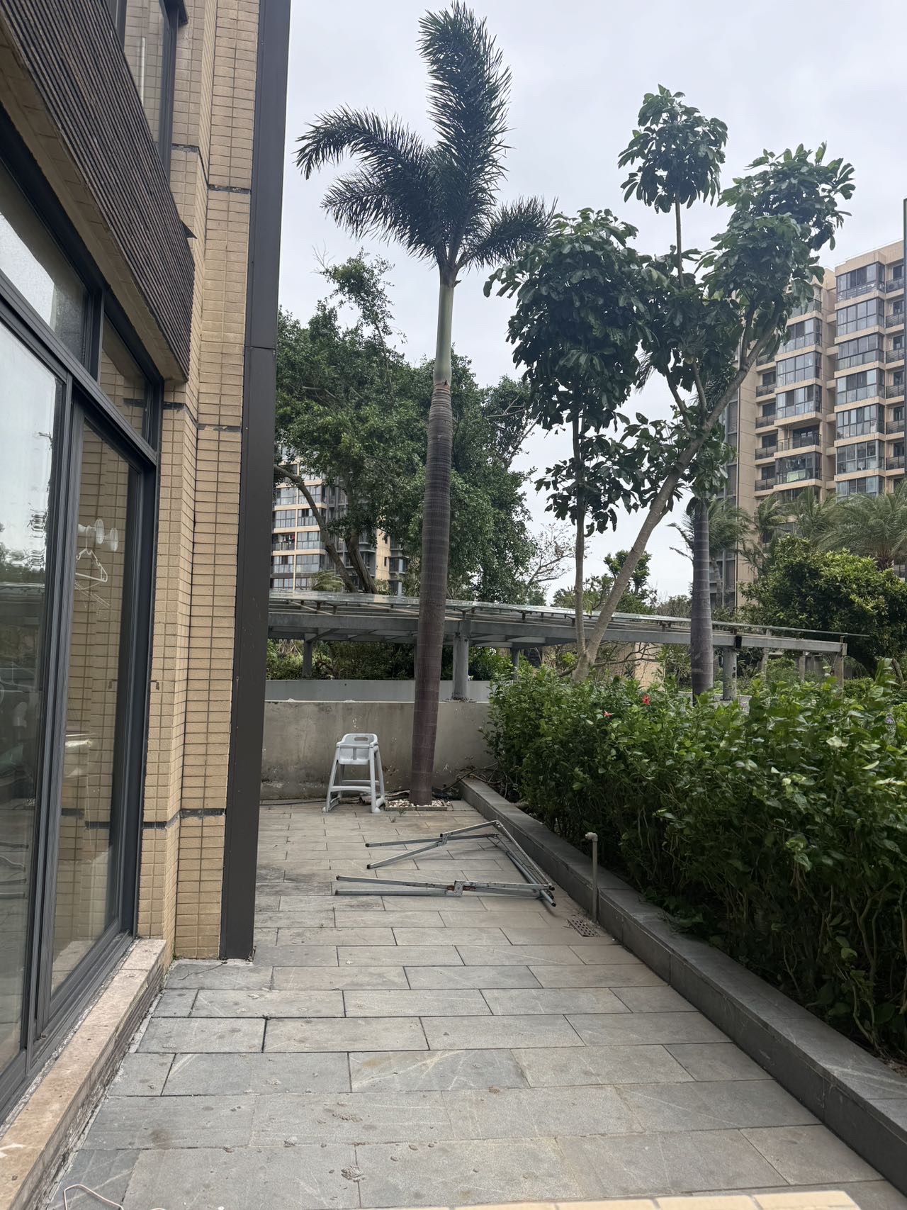 恒大美丽沙天颐湾  1室2厅1卫    128.0万客厅