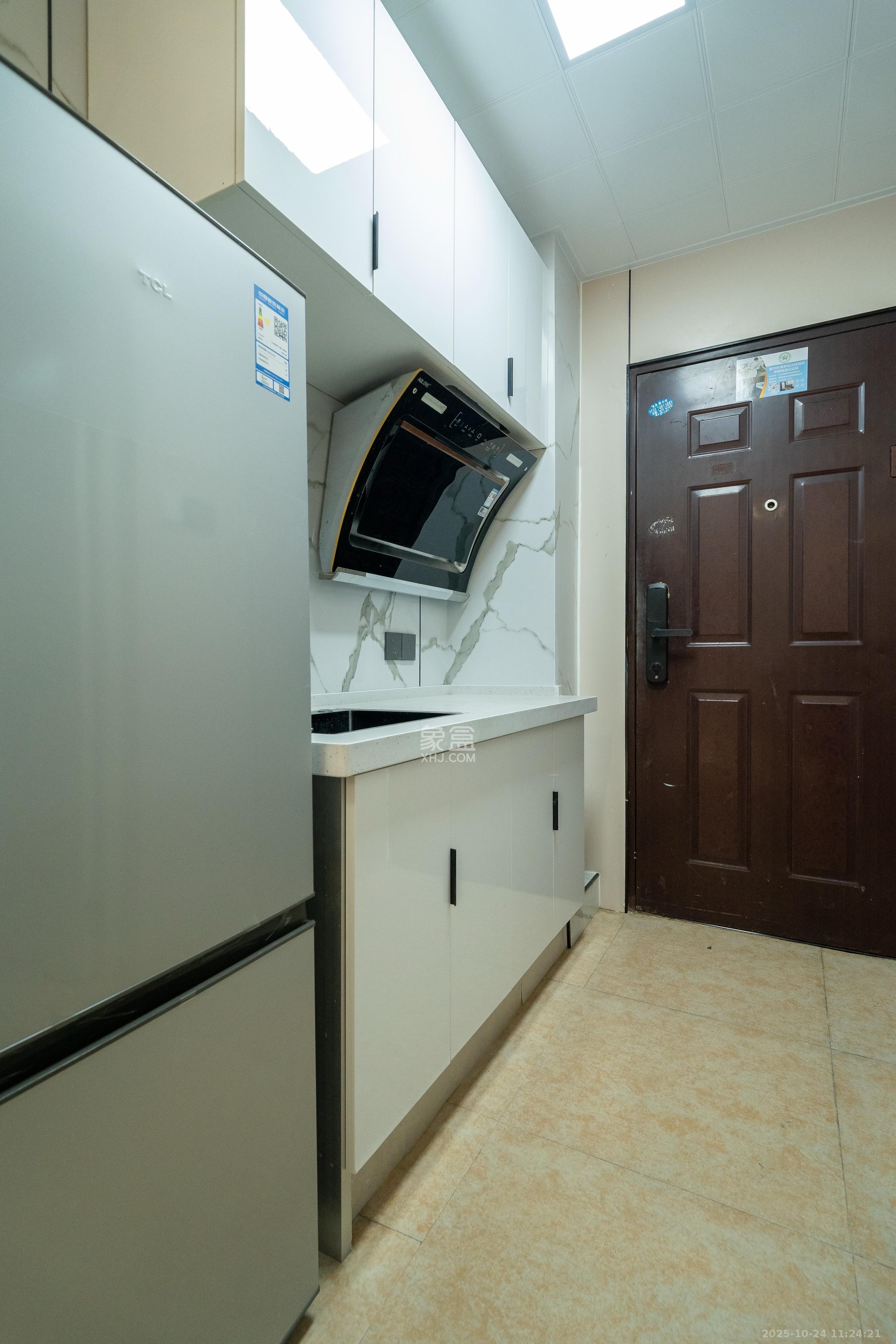 YO领域（领御大厦）  1室1厅1卫    2500.0元/月室内图