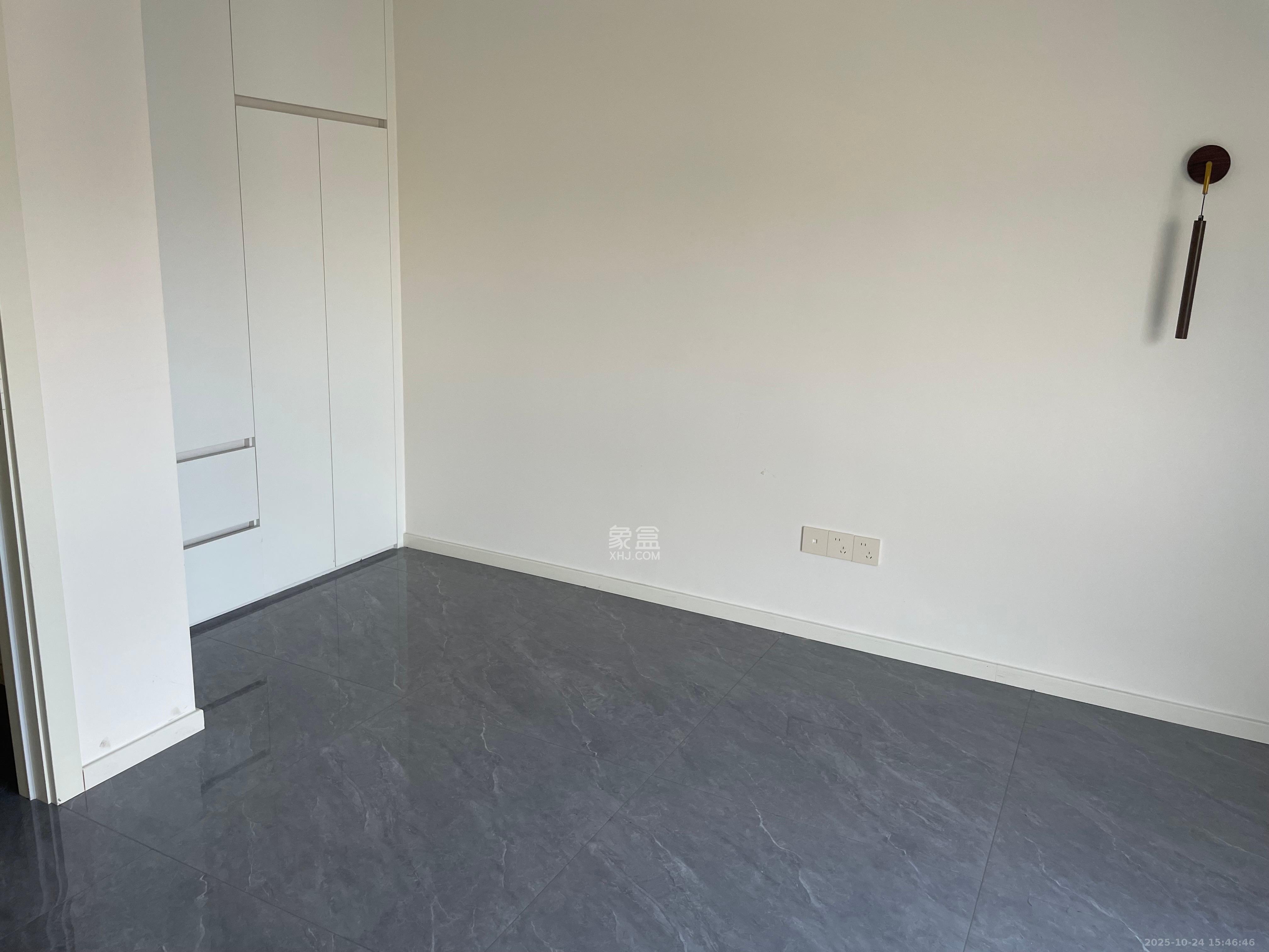 君悦新天地  1室0厅0卫    2500.0元/月 君悦新天地  1室0厅0卫    2500.0元/月室内图