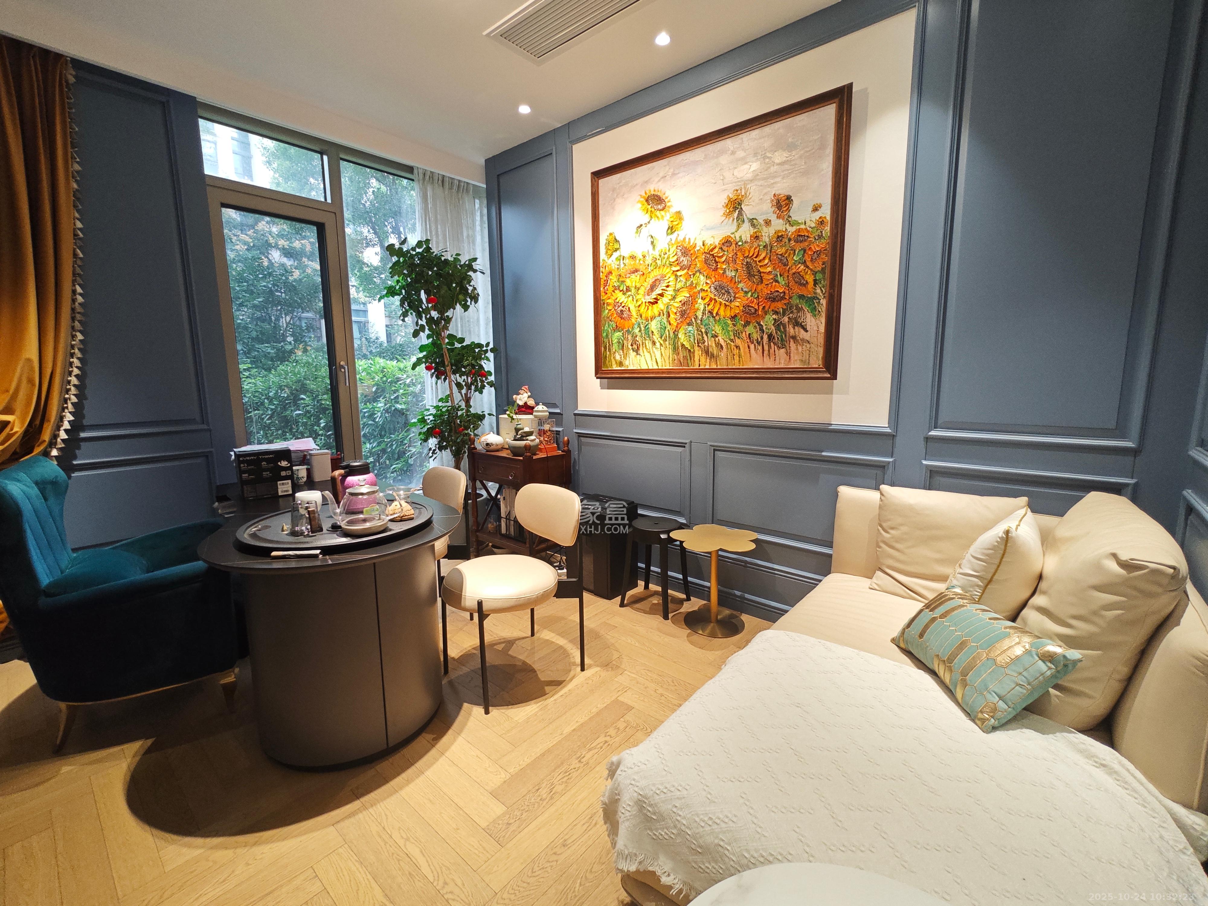 明昇壹城（明昇时代广场）一期  4室3厅1卫    8000.0元/月室内图