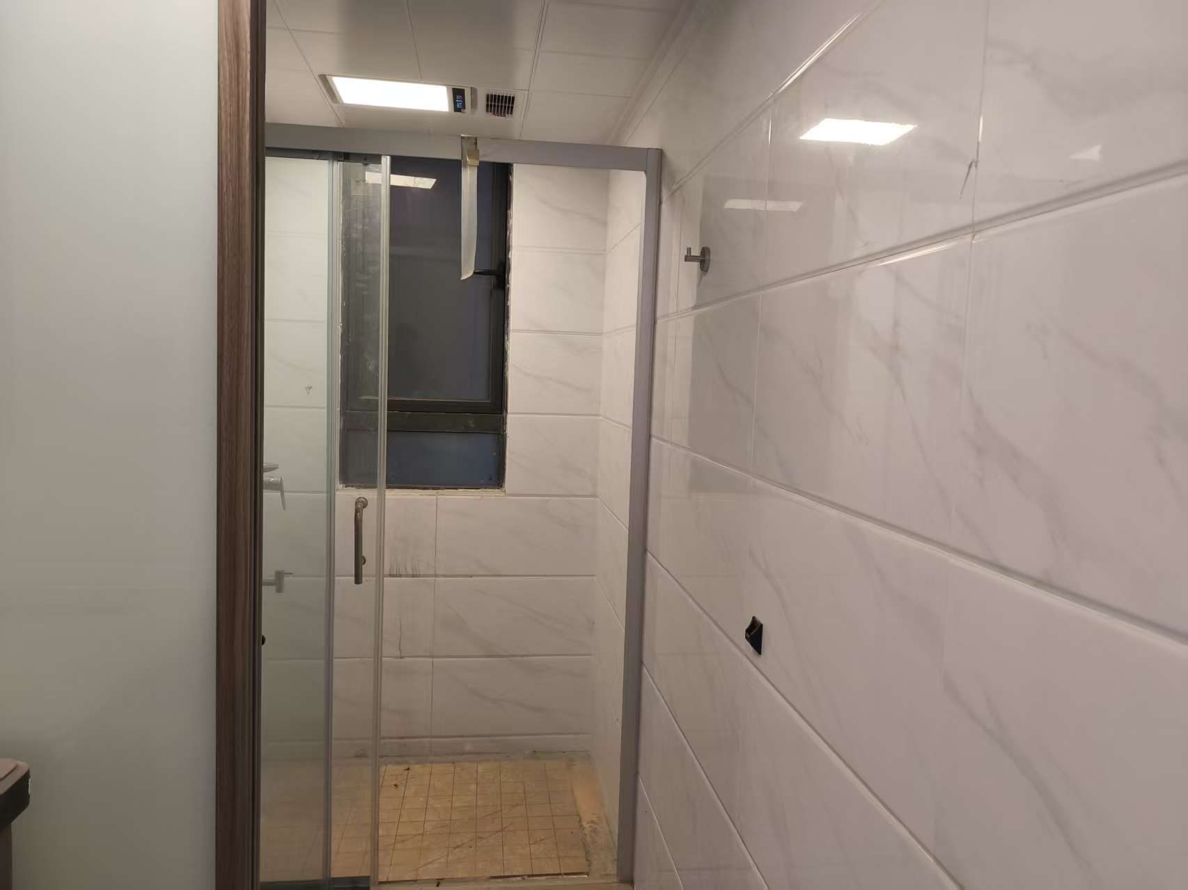 碧桂园梓山府 3室2厅2卫 1600.0元/月 碧桂园梓山府 3室2厅2卫 1600.0元/月室内图