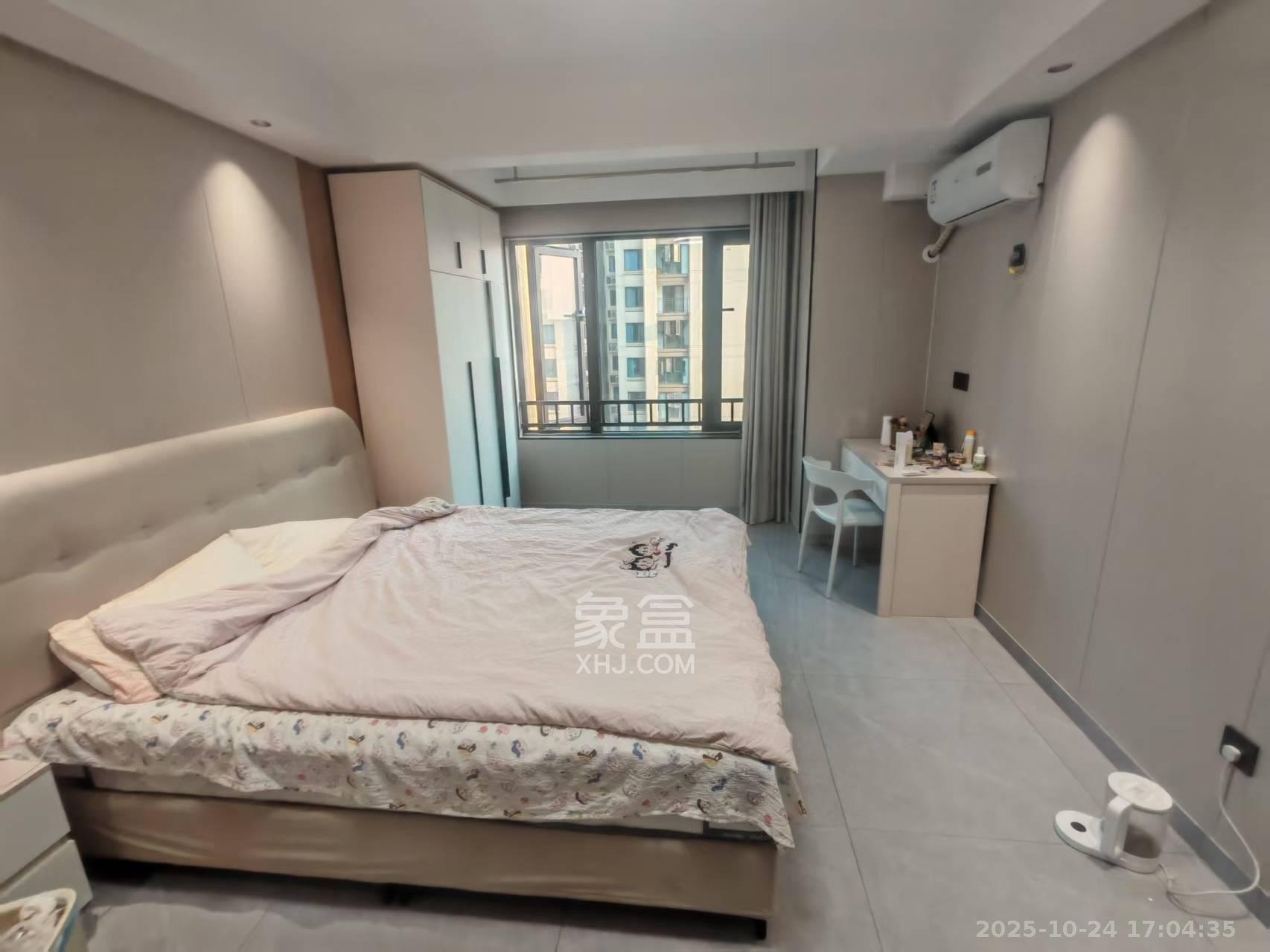 中海珑悦府  1室1厅1卫    1400.0元/月 中海珑悦府  1室1厅1卫    1400.0元/月室内图