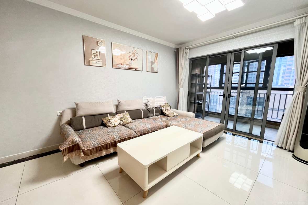 珠江郦城公园1号  2室2厅1卫    2600.0元/月 珠江郦城公园1号  2室2厅1卫    2600.0元/月室内图