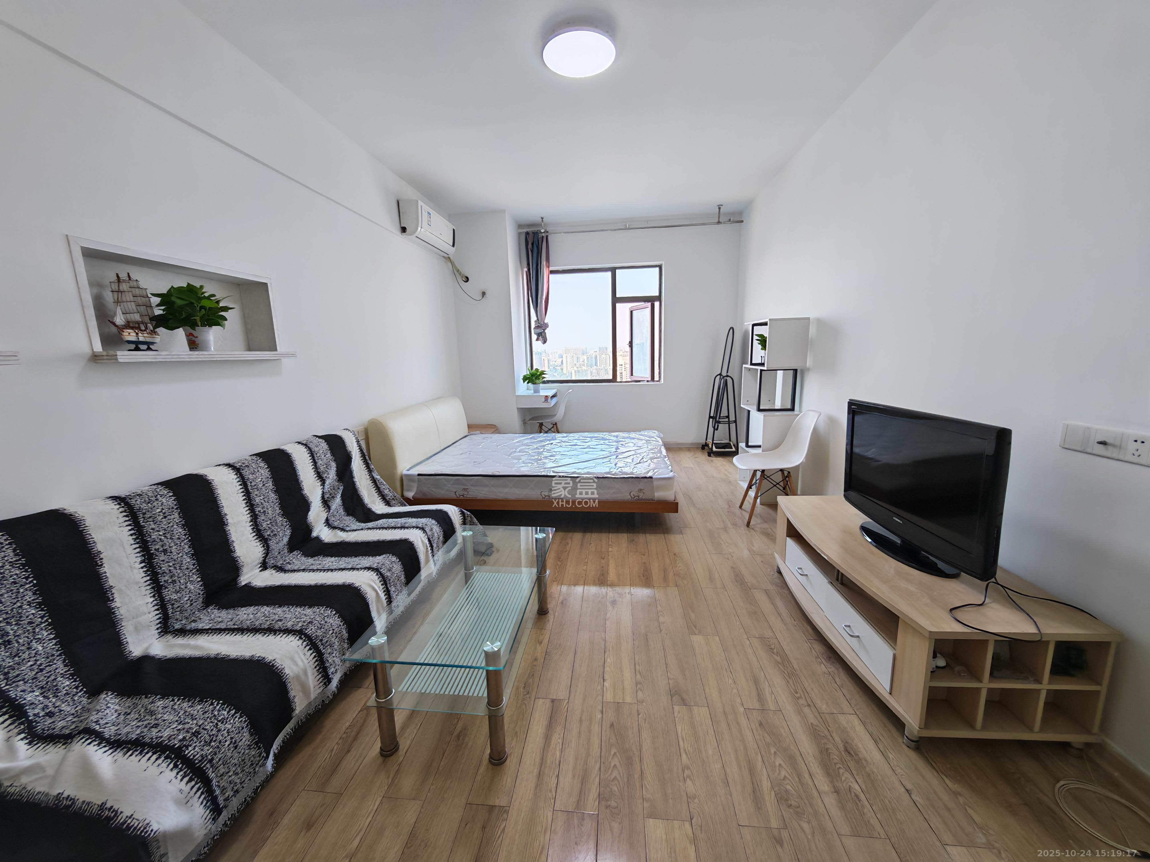 越界(天佑国际大厦)  1室1厅1卫    1800.0元/月 越界(天佑国际大厦)  1室1厅1卫    1800.0元/月室内图