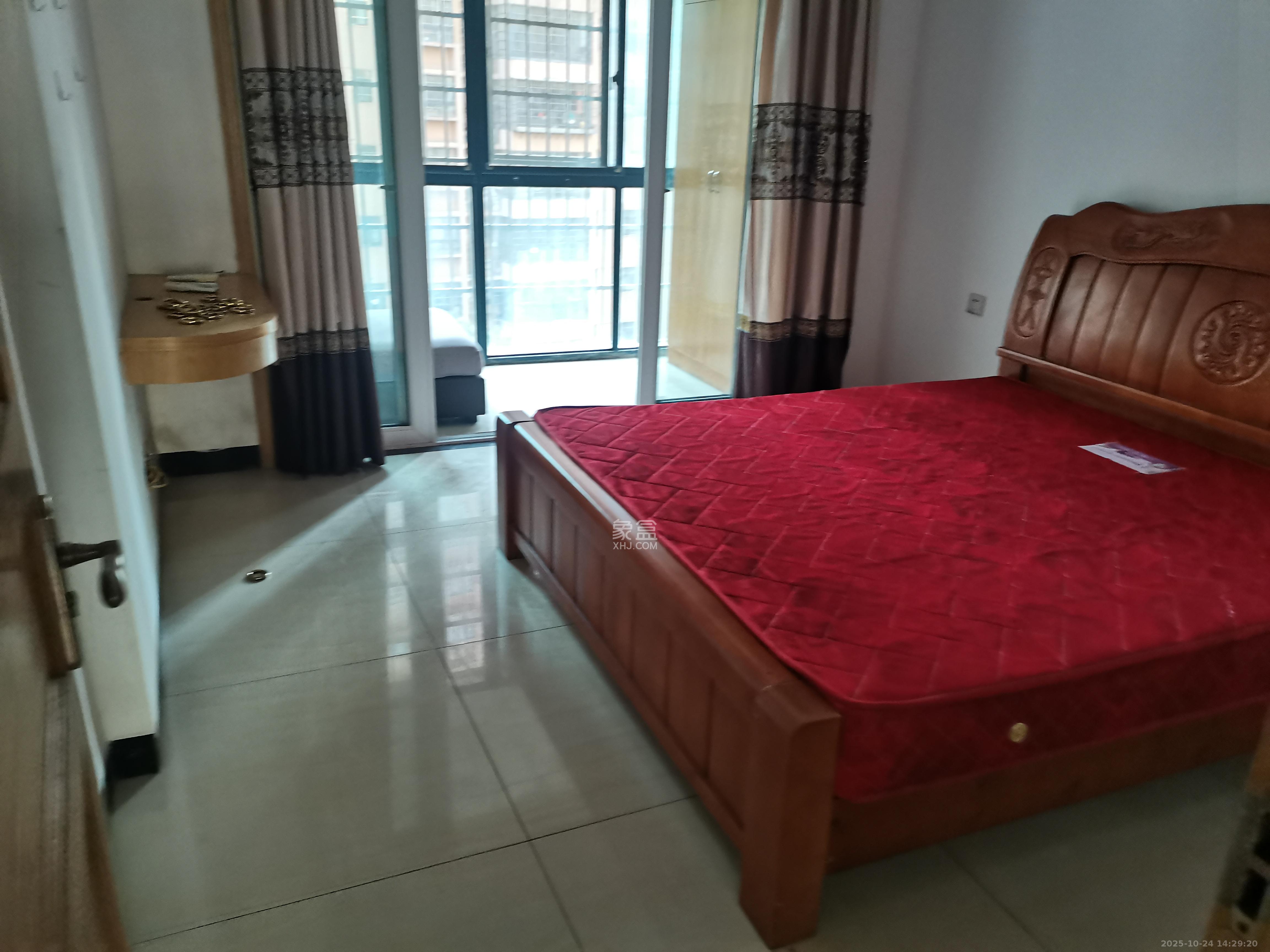 家和苑(原梅溪湖保障性住房一期) 3室1厅1卫 2400.0元/月 家和苑(原梅溪湖保障性住房一期) 3室1厅1卫 2400.0元/月室内图