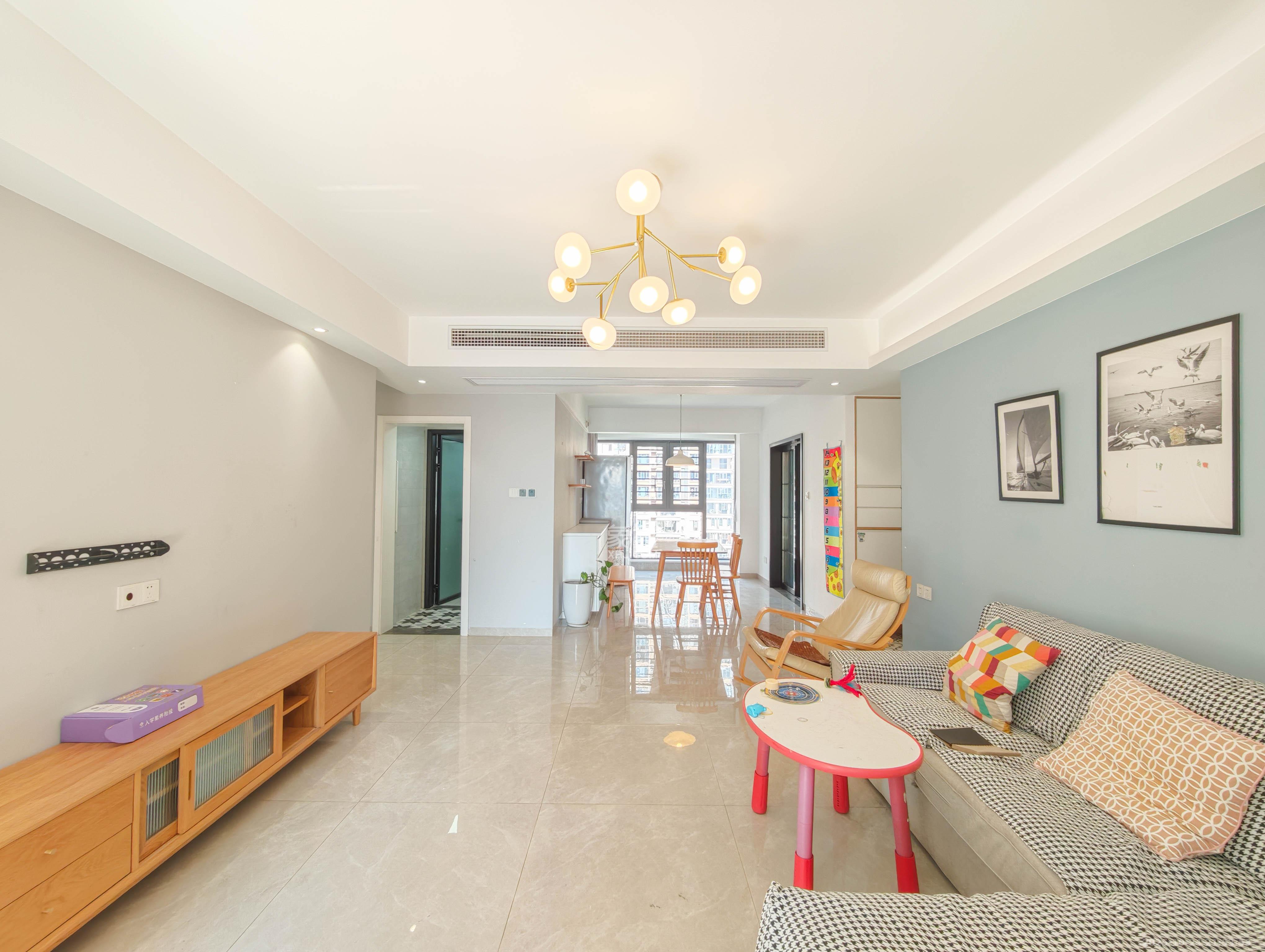 中建嘉和城  4室2厅2卫    135.0万 中建嘉和城  4室2厅2卫    135.0万