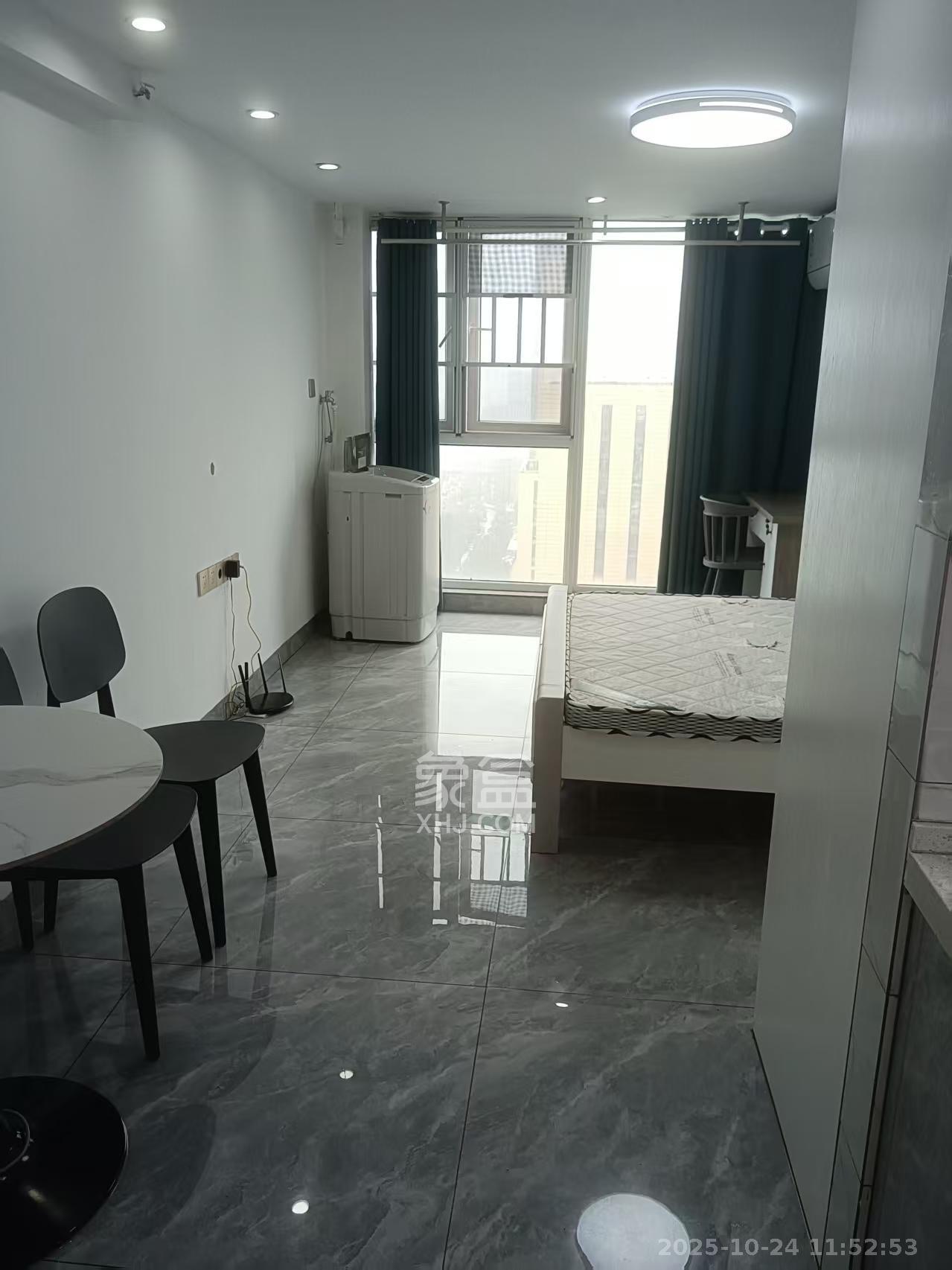 金地中交麓谷香颂(金地中交雅苑)  1室1厅1卫    1400.0元/月 金地中交麓谷香颂(金地中交雅苑)  1室1厅1卫    1400.0元/月室内图