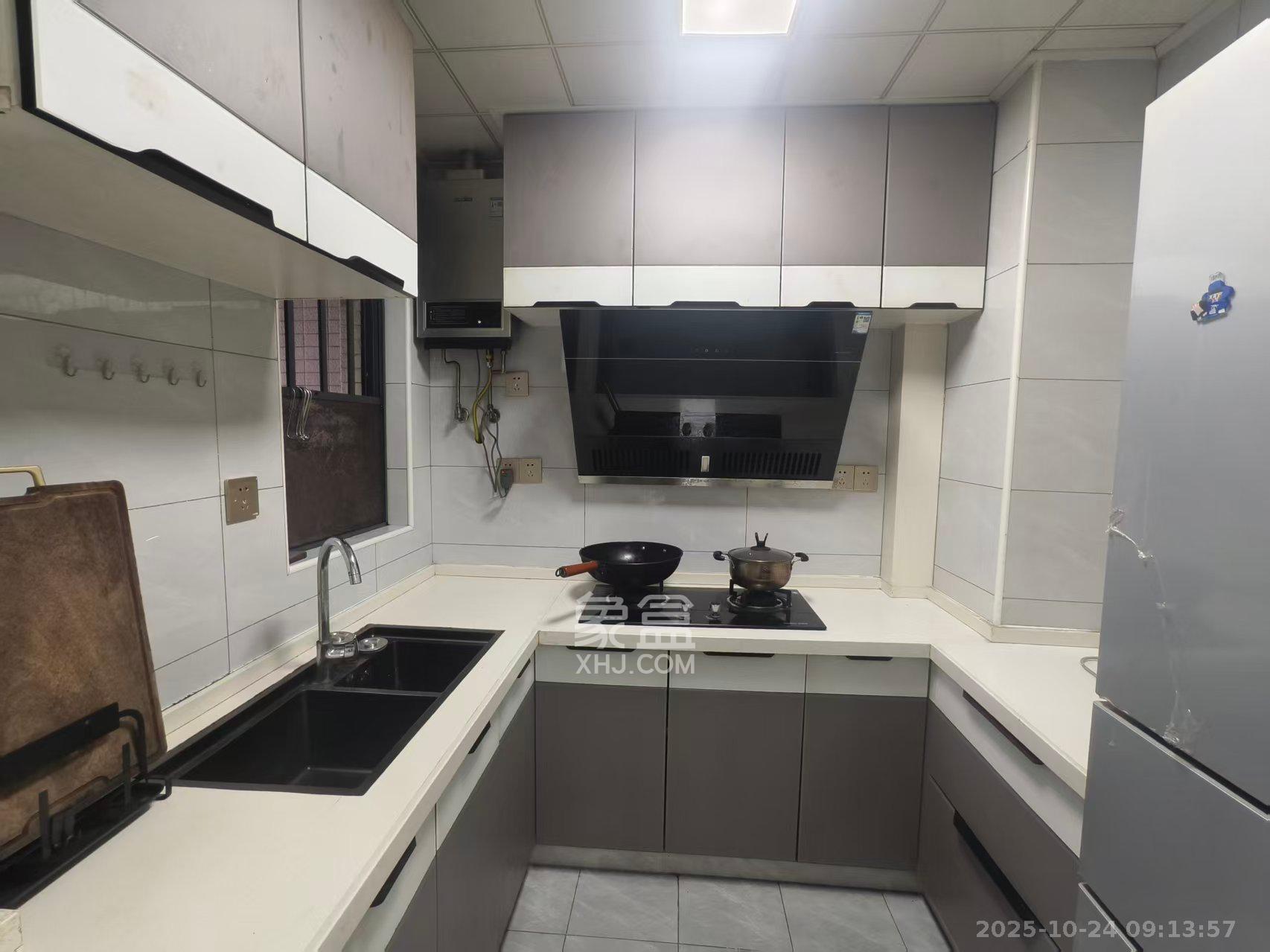 筑梦星园  3室2厅0卫    2200.0元/月 筑梦星园  3室2厅0卫    2200.0元/月