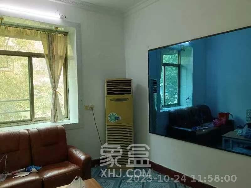 测绘局单位房 2室2厅1卫 1200.0元/月 测绘局单位房 2室2厅1卫 1200.0元/月室内图