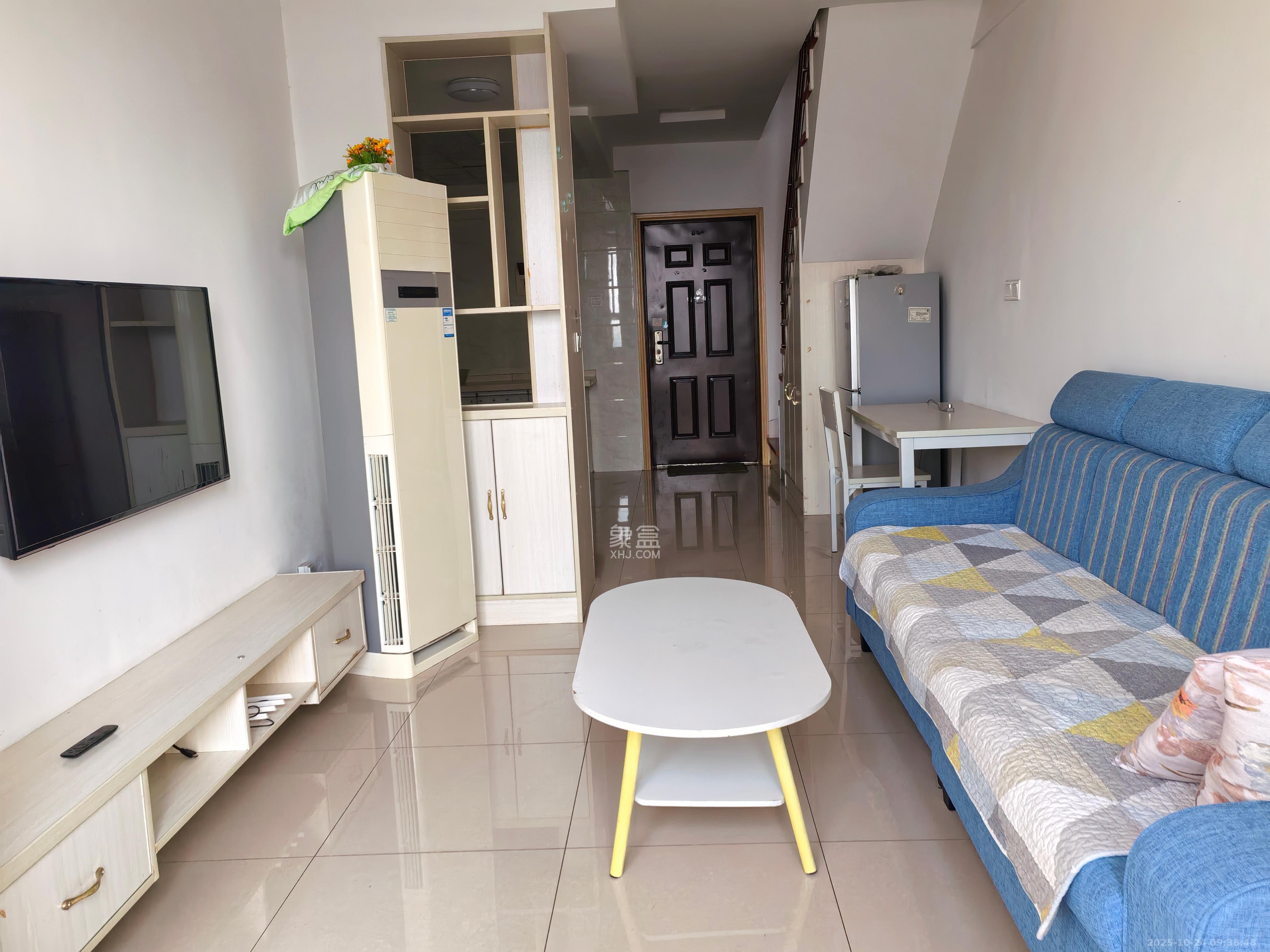 勤诚达新界  2室2厅1卫    1700.0元/月 勤诚达新界  2室2厅1卫    1700.0元/月室内图