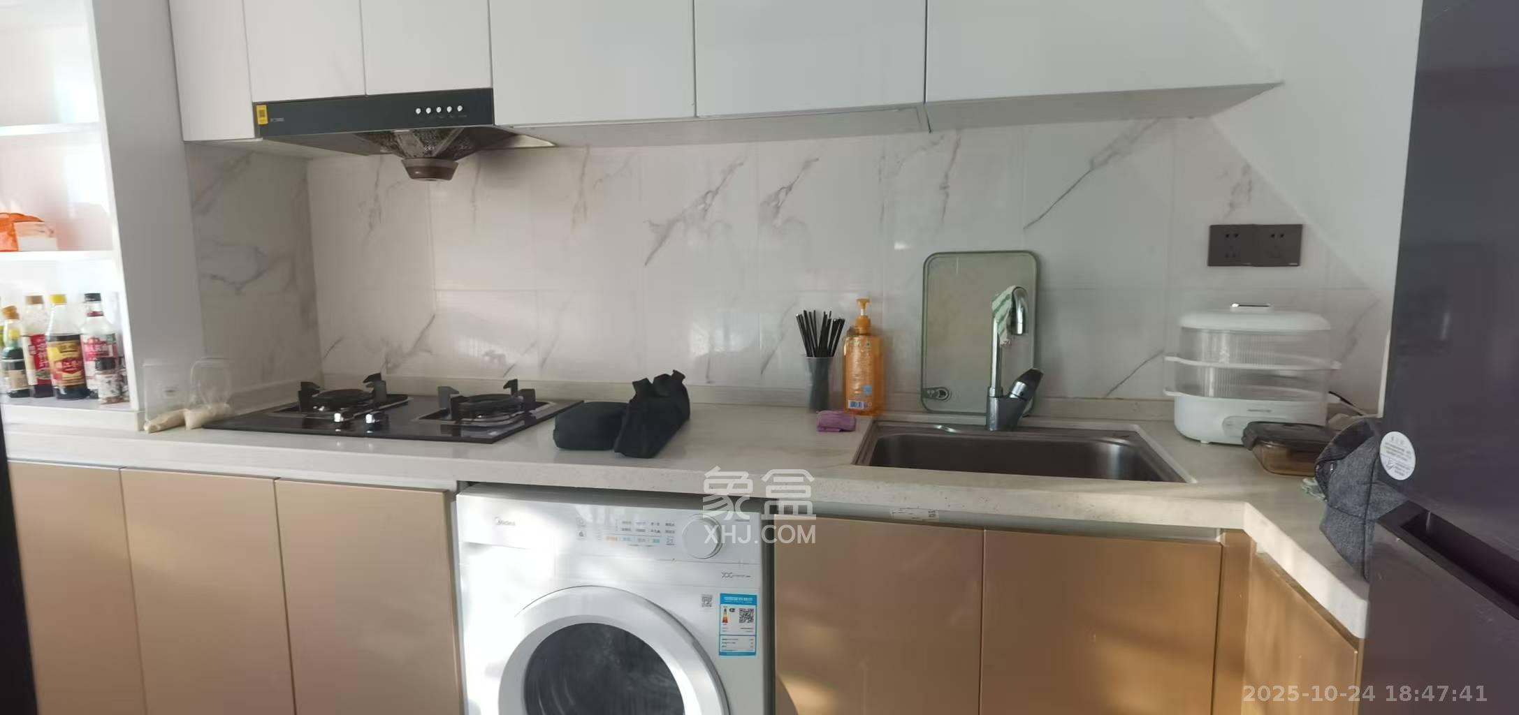 达美寰宇中心  2室1厅1卫    3800.0元/月室内图