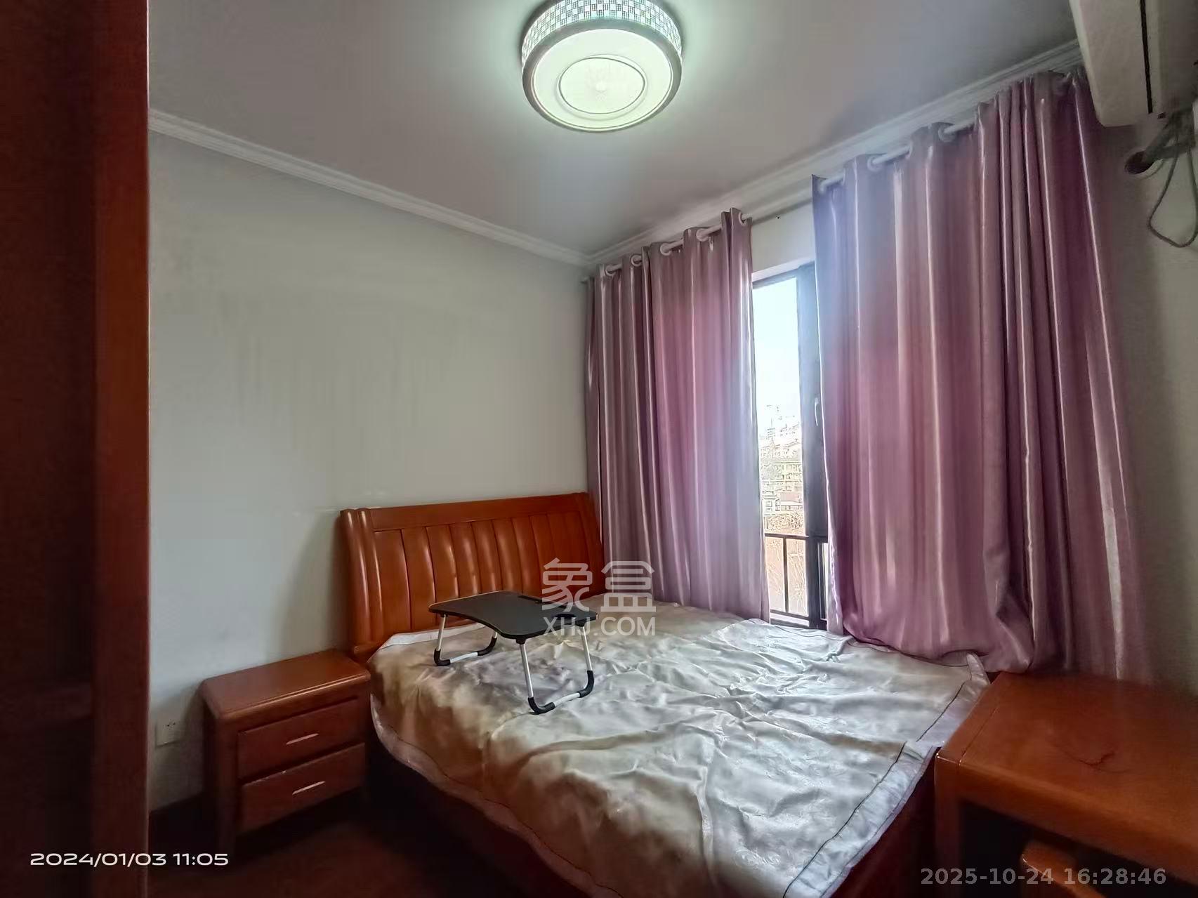 万科金域华府三四期  3室1厅1卫    2400.0元/月室内图