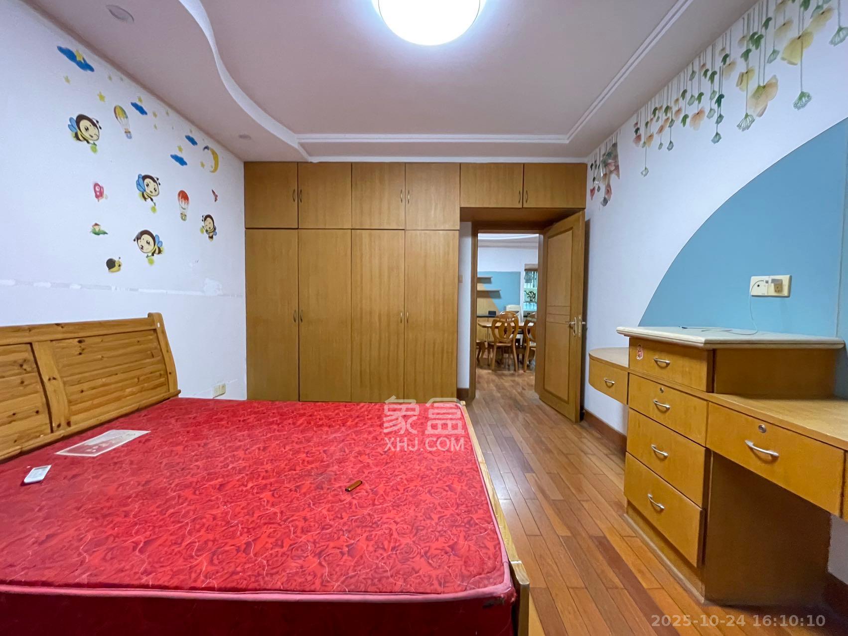 德政园  3室2厅1卫    1900.0元/月室内图