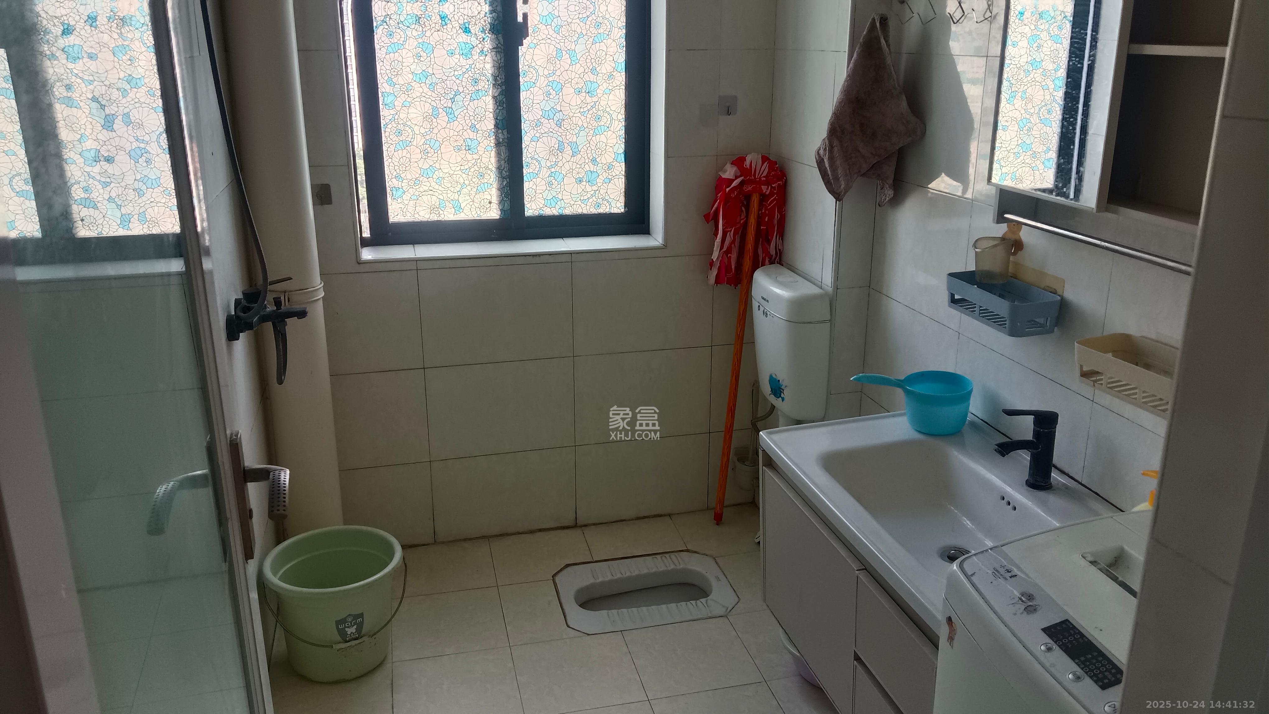 中江佳境天成  2室2厅1卫    2200.0元/月室内图