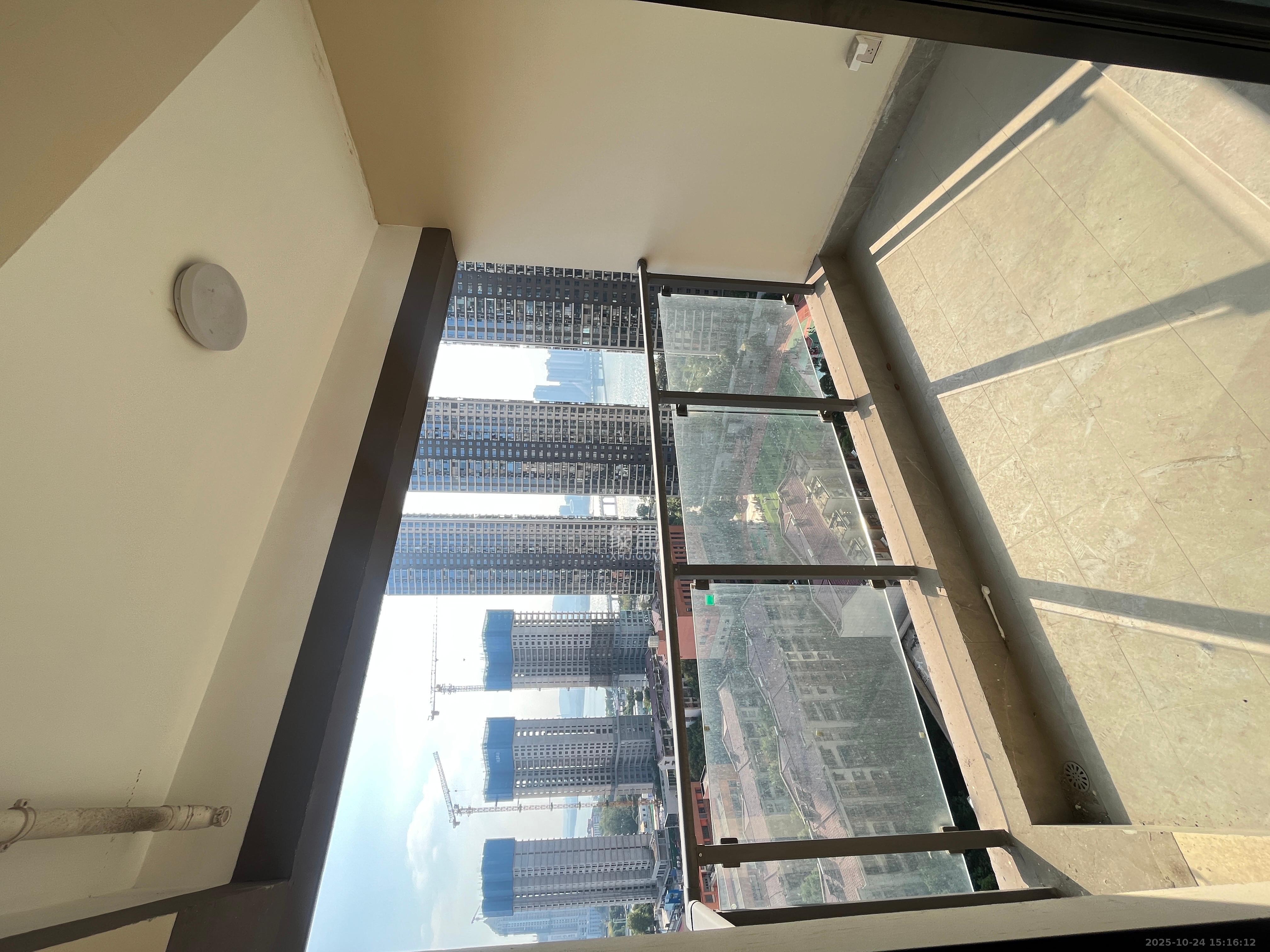 北辰瀚江府 3室2厅2卫 6000.0元/月 北辰瀚江府 3室2厅2卫 6000.0元/月室内图