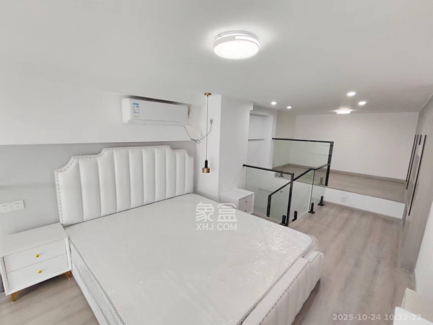 映客龙湖璟翠公馆（映客龙湖璟翠中心）   41.63㎡      2000.0元/月室内图