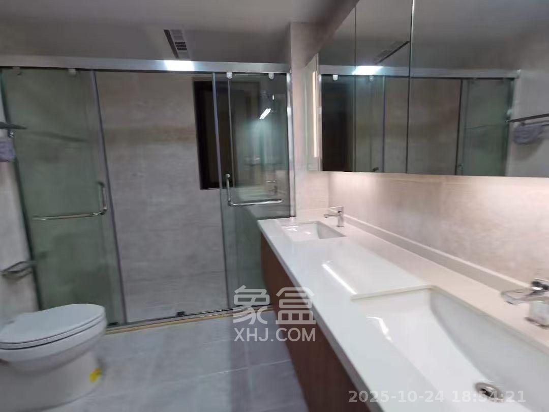 君合天玺  3室2厅2卫    4400.0元/月 君合天玺  3室2厅2卫    4400.0元/月室内图