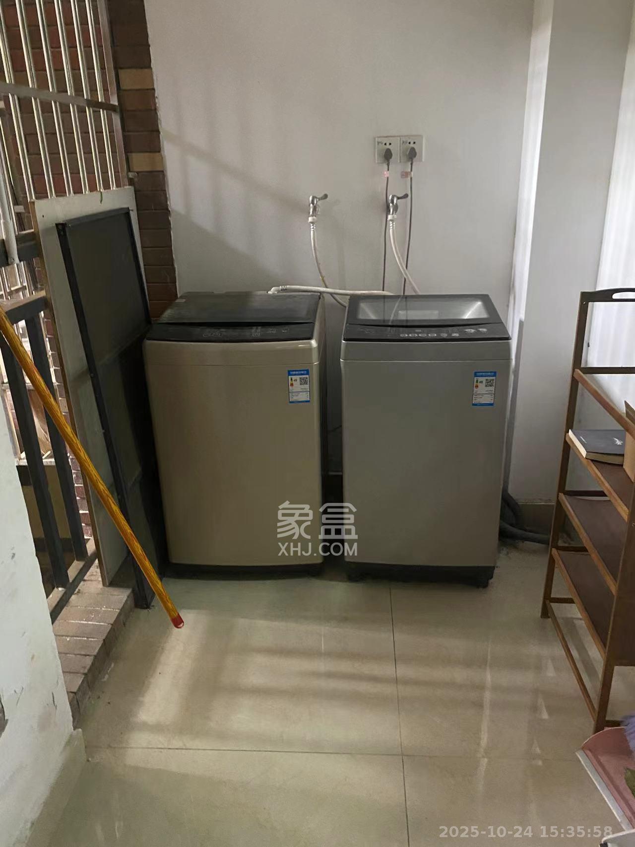 半山壹号  1室1厅1卫    800.0元/月 半山壹号  1室1厅1卫    800.0元/月室内图