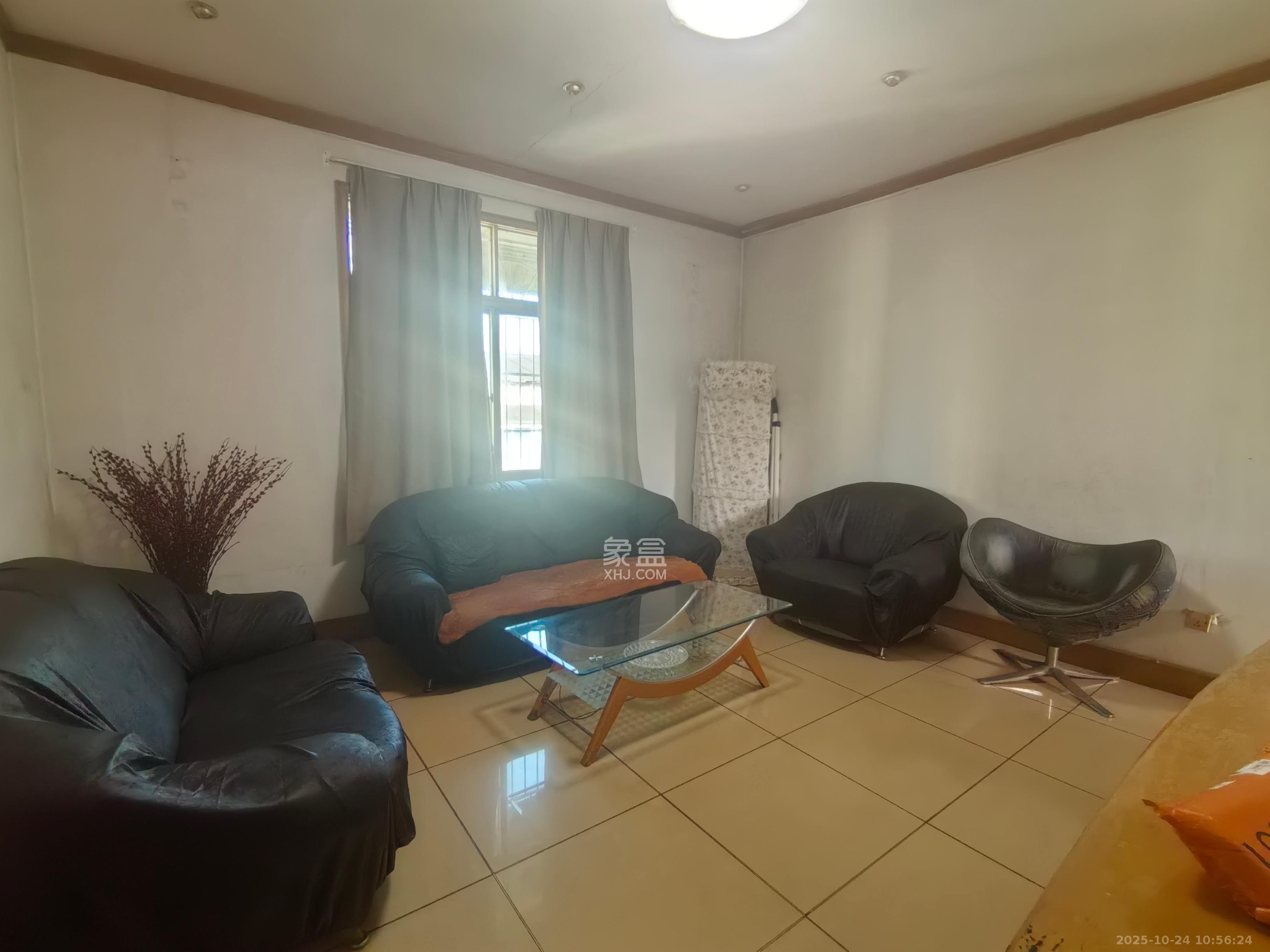 东瓜山二村  2室1厅1卫    1500.0元/月