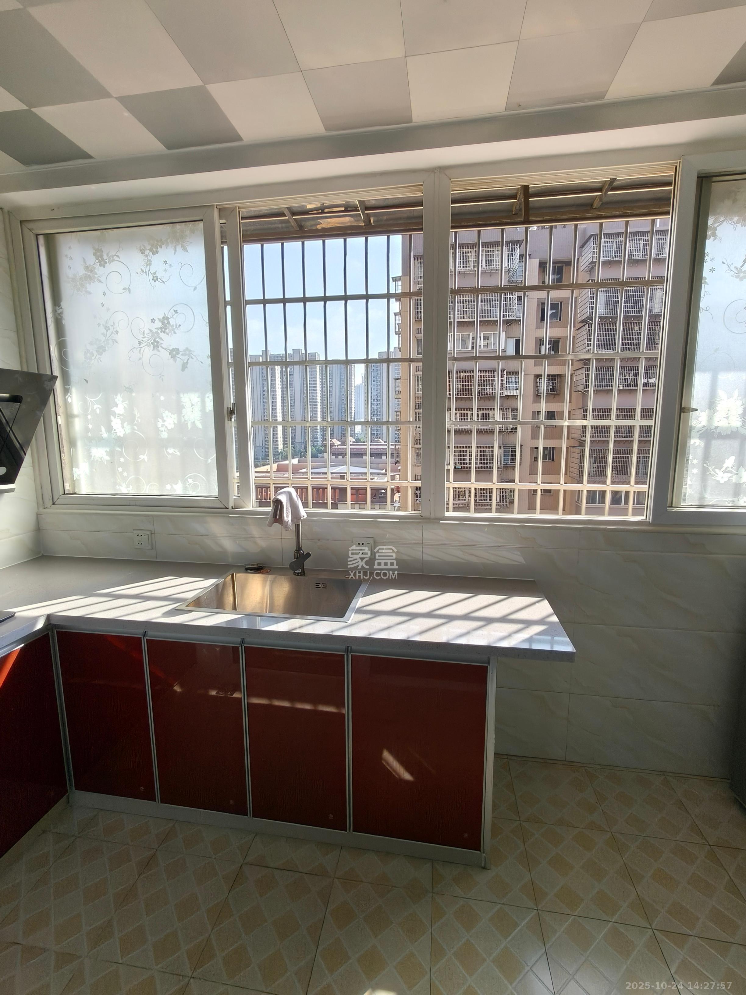 星城新宇黎锦苑  1室1厅1卫    1300.0元/月 星城新宇黎锦苑  1室1厅1卫    1300.0元/月室内图