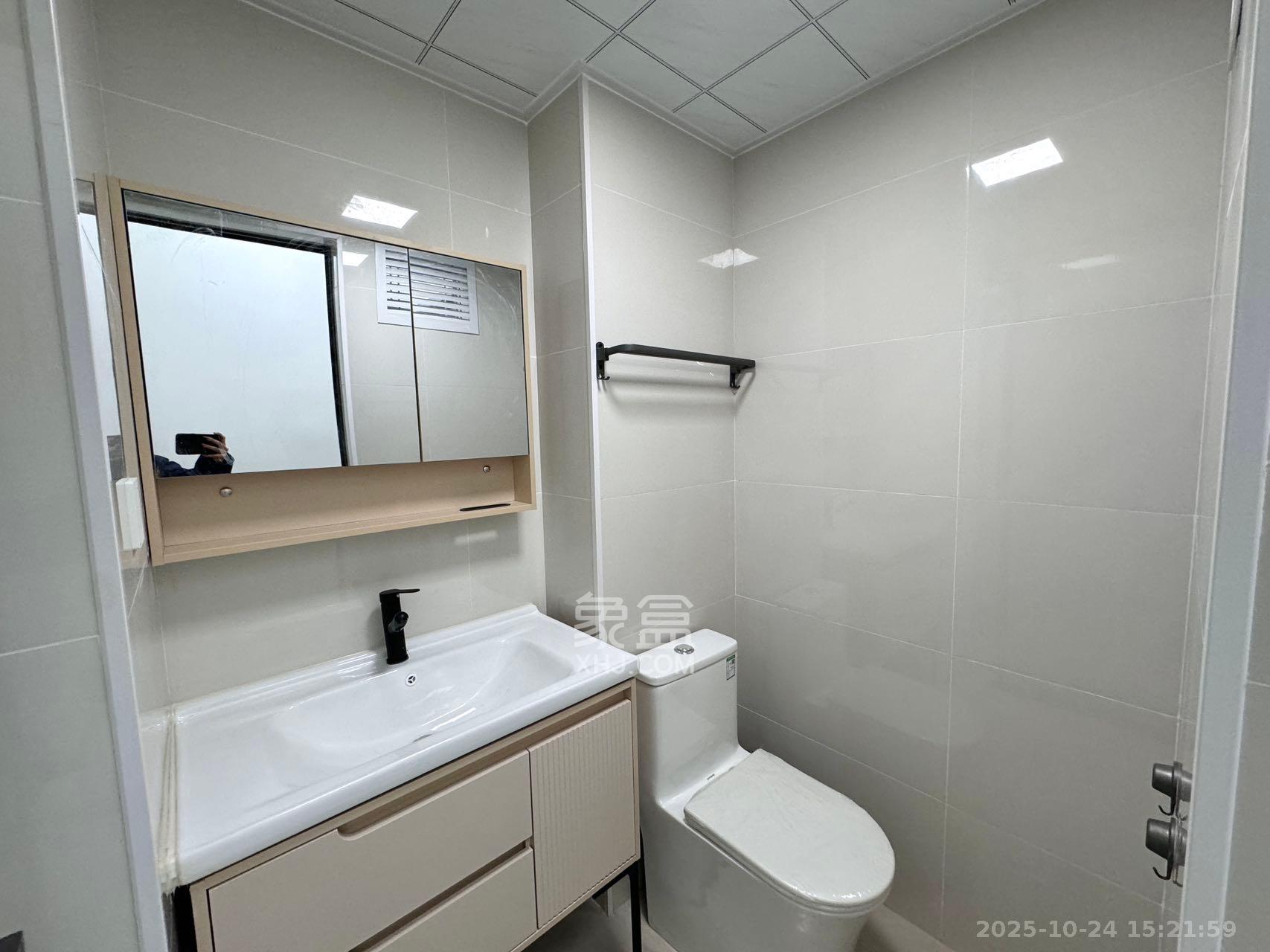 长房明宸府  3室1厅1卫    2300.0元/月 长房明宸府  3室1厅1卫    2300.0元/月室内图