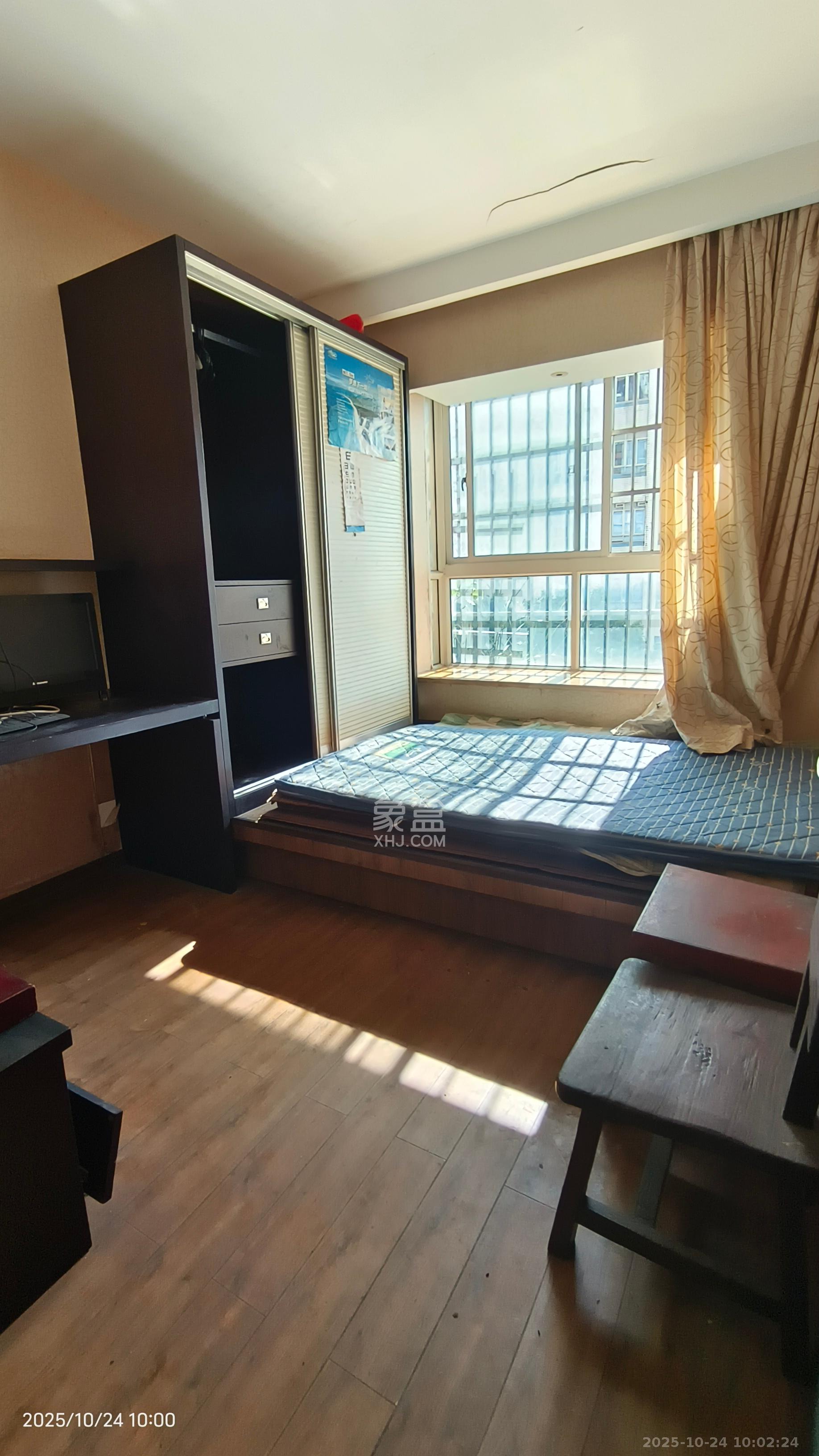 白沙晶城  1室1厅1卫    1800.0元/月 白沙晶城  1室1厅1卫    1800.0元/月室内图