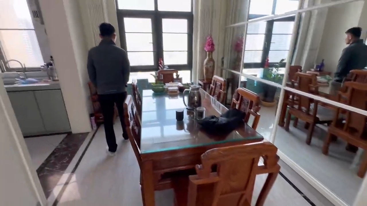 海阔天空-国瑞城一期（名仕苑）  2室2厅1卫    3800.0元/月室内图