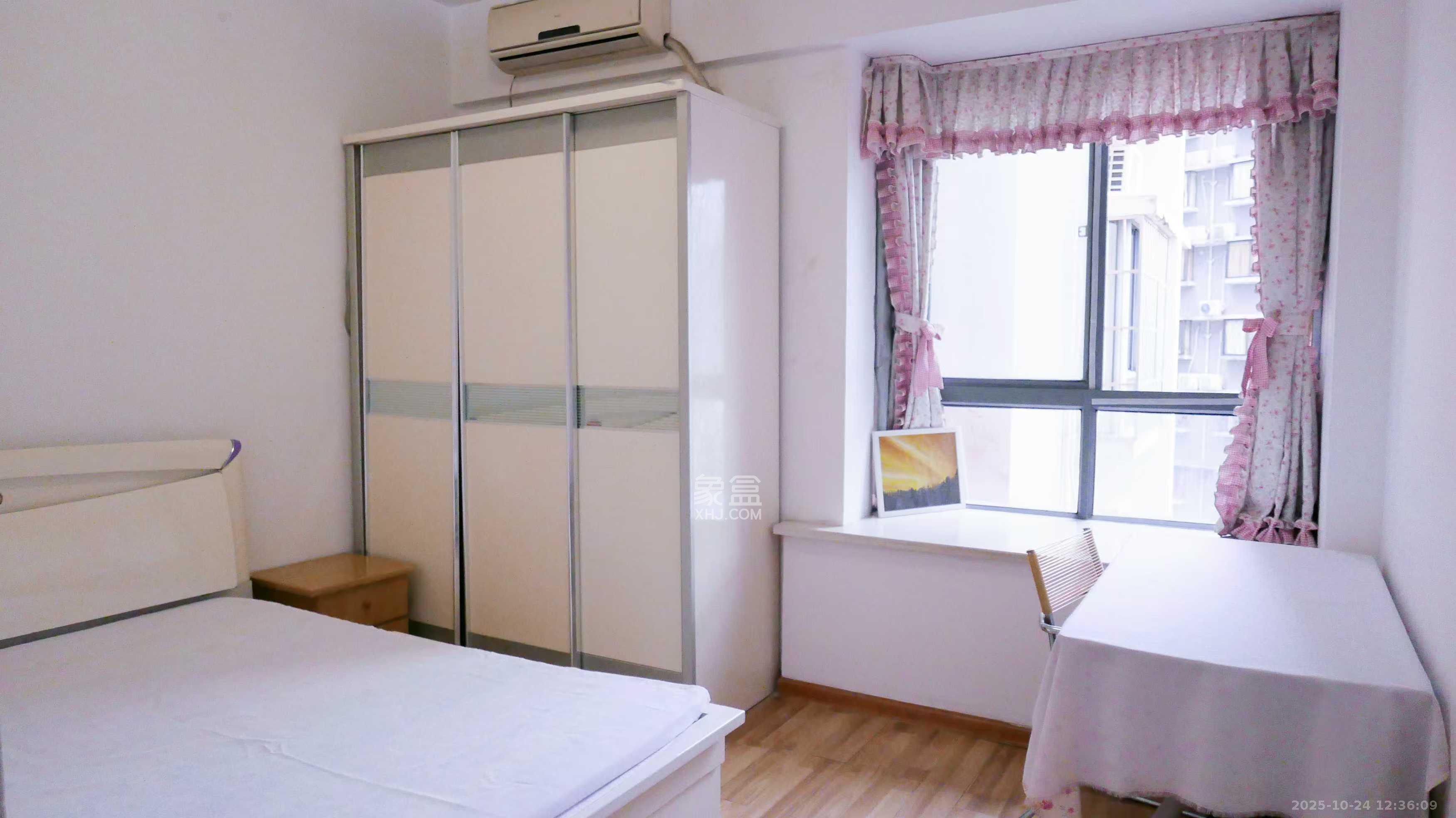 欧园  2室1厅1卫    2200.0元/月室内图