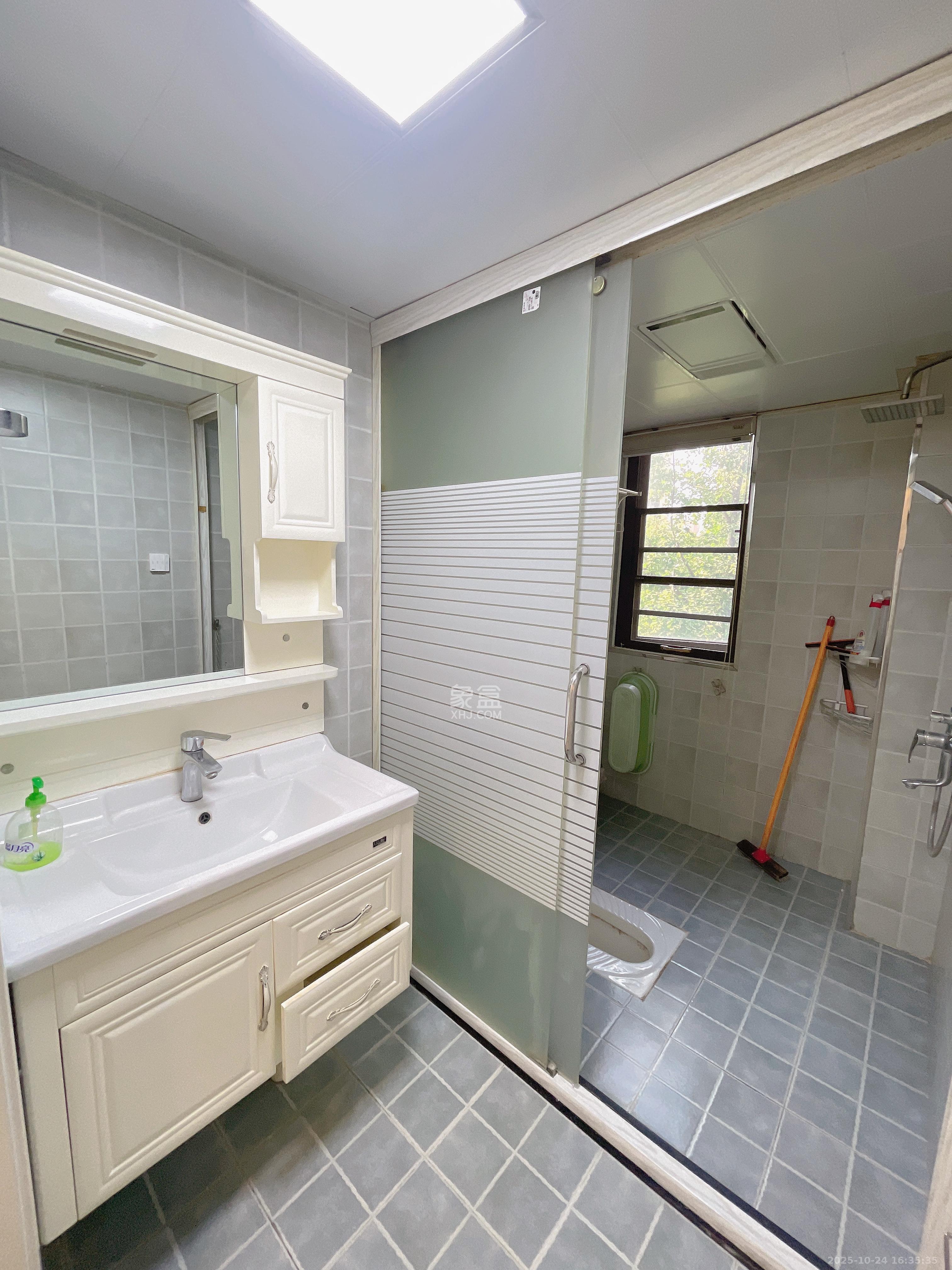 梅溪鑫苑名家 3室2厅2卫 2600.0元/月 梅溪鑫苑名家 3室2厅2卫 2600.0元/月室内图