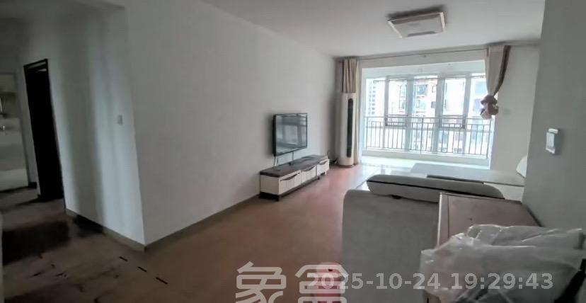 丽发新城 3室2厅2卫 2300.0元/月 丽发新城 3室2厅2卫 2300.0元/月室内图